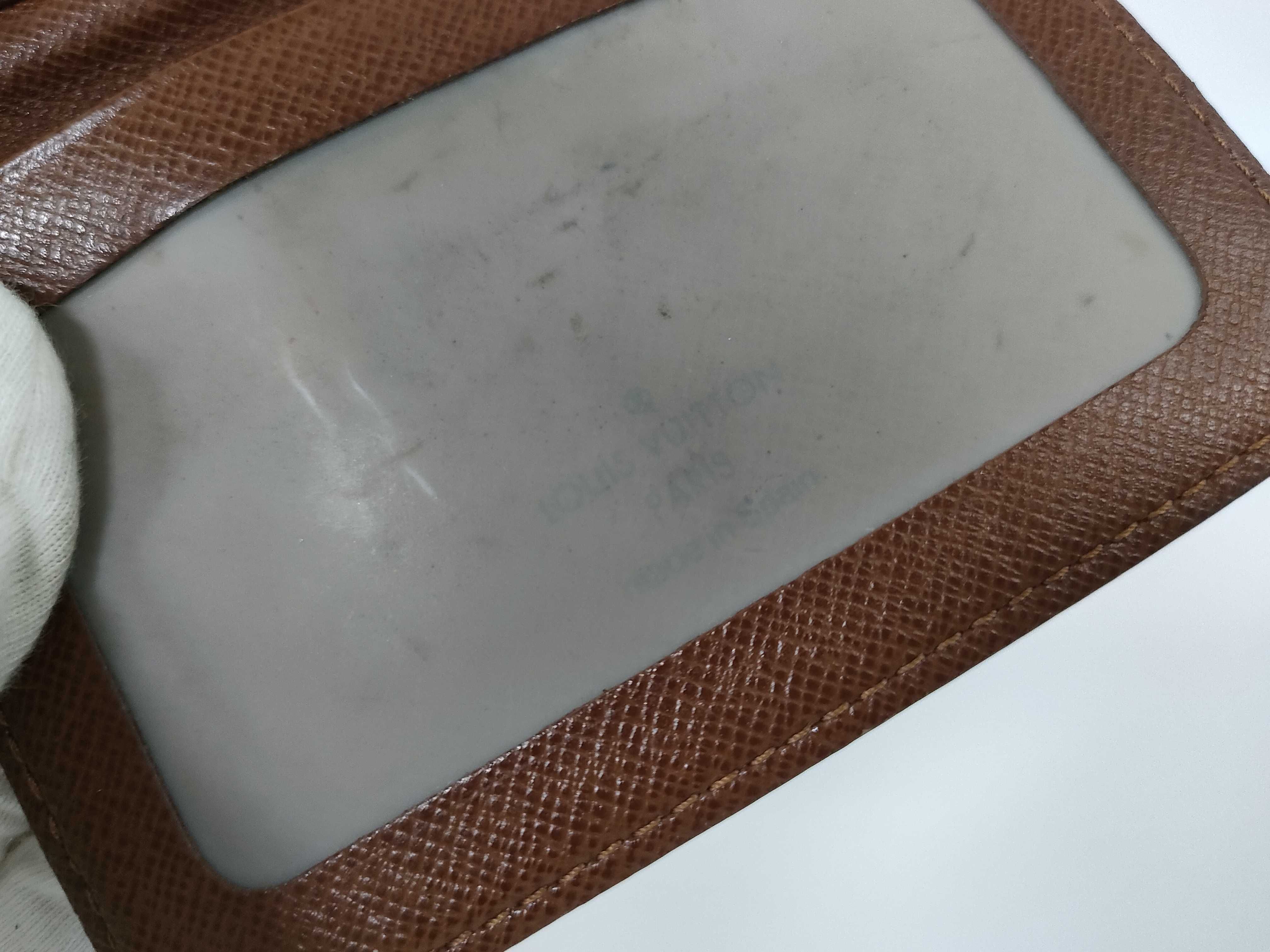 Monogram LV Monogram Pass Case Card Case — view 8