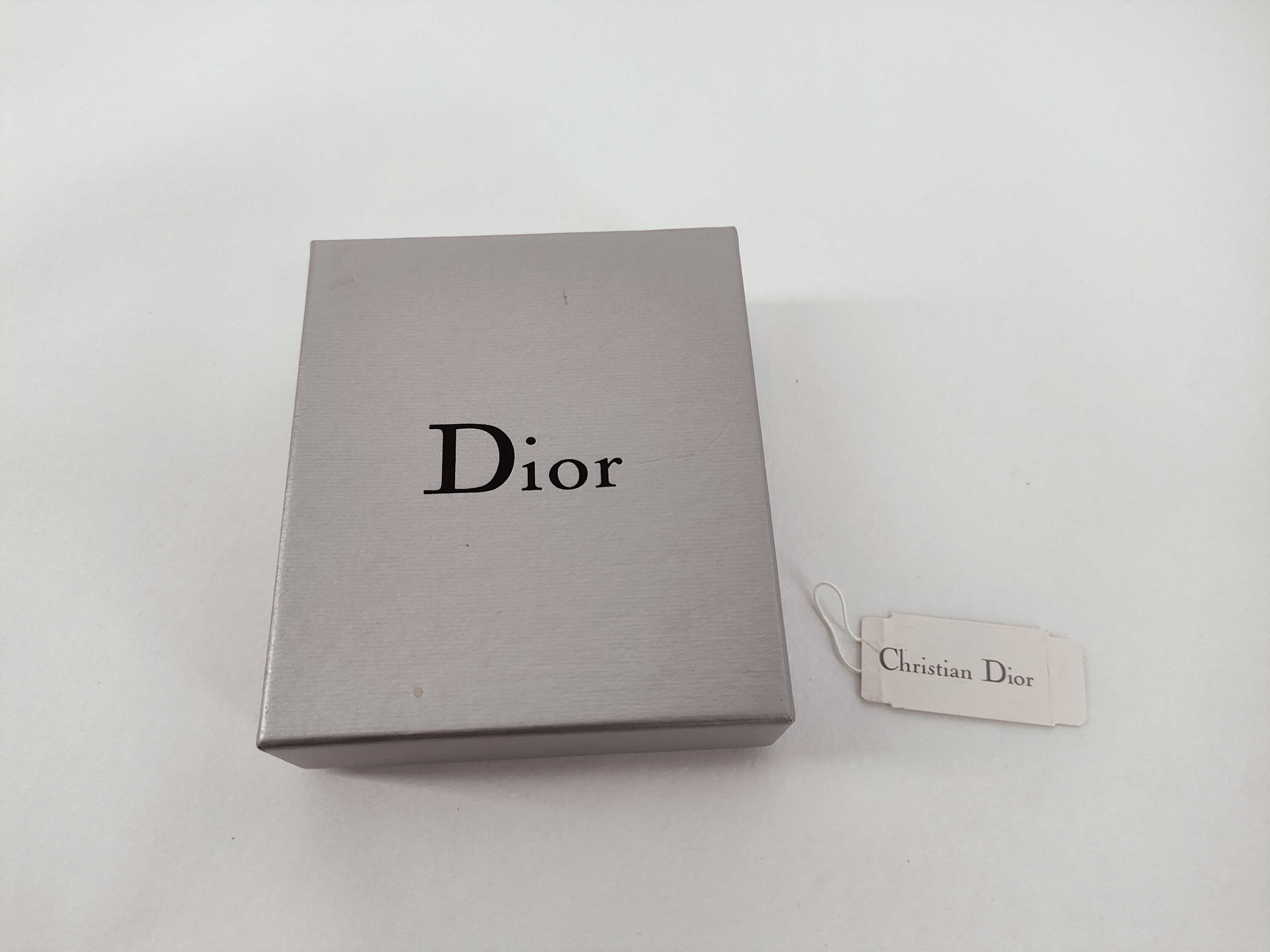 CD Brooch — view 10