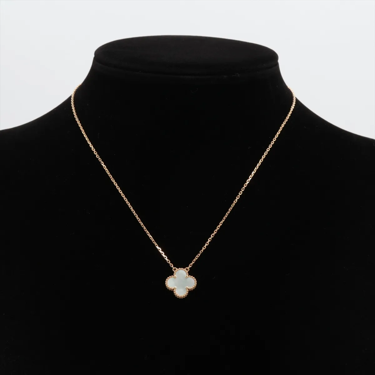 Vintage Alhambra Shell Necklace 750 (Yellow Gold) 5.1g JF127791 VCARA45900 — view 5