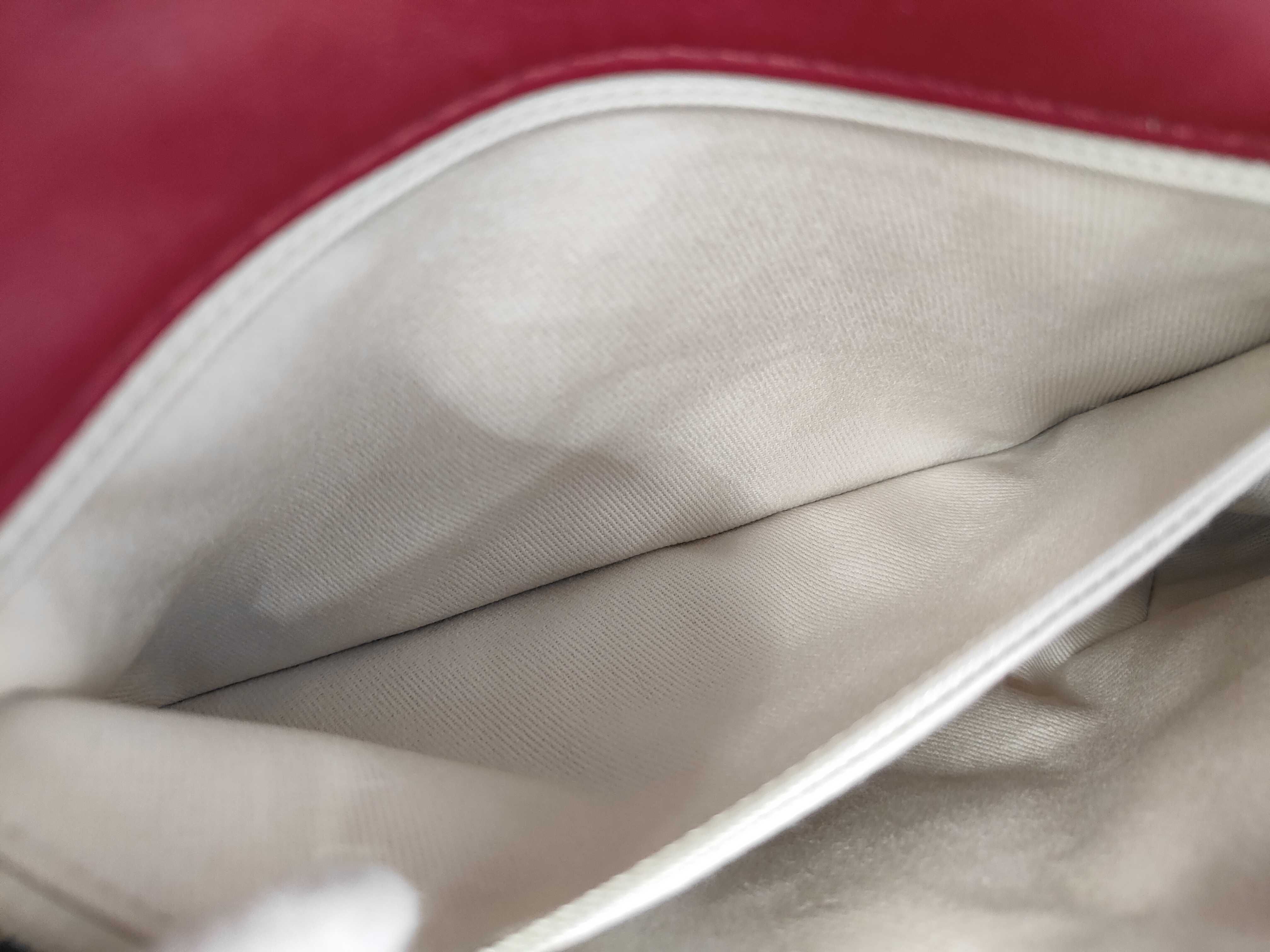 Matelassé Hampton Flap Shoulder Bag — view 12