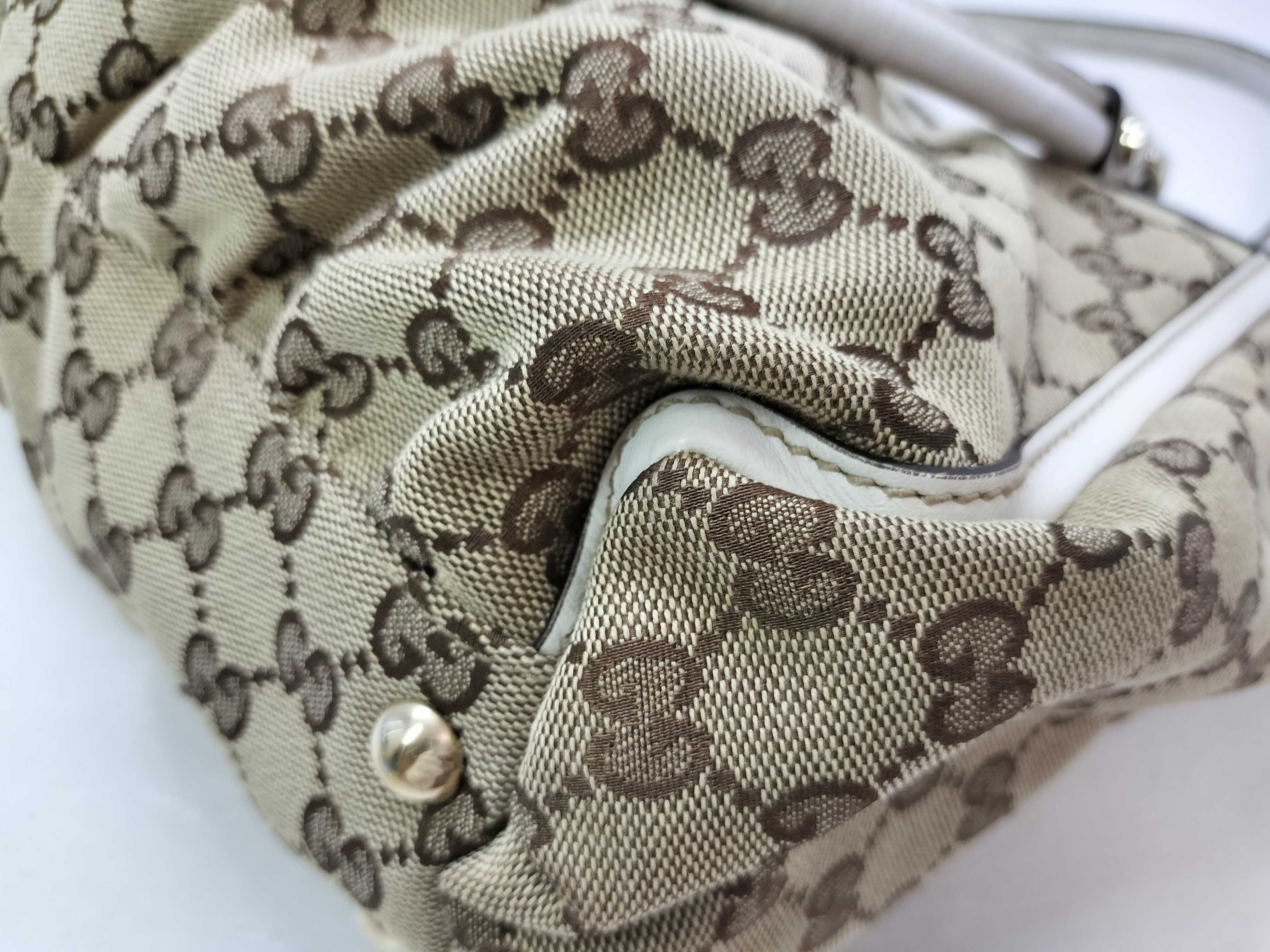 GG Canvas Gucci Handbag — view 7