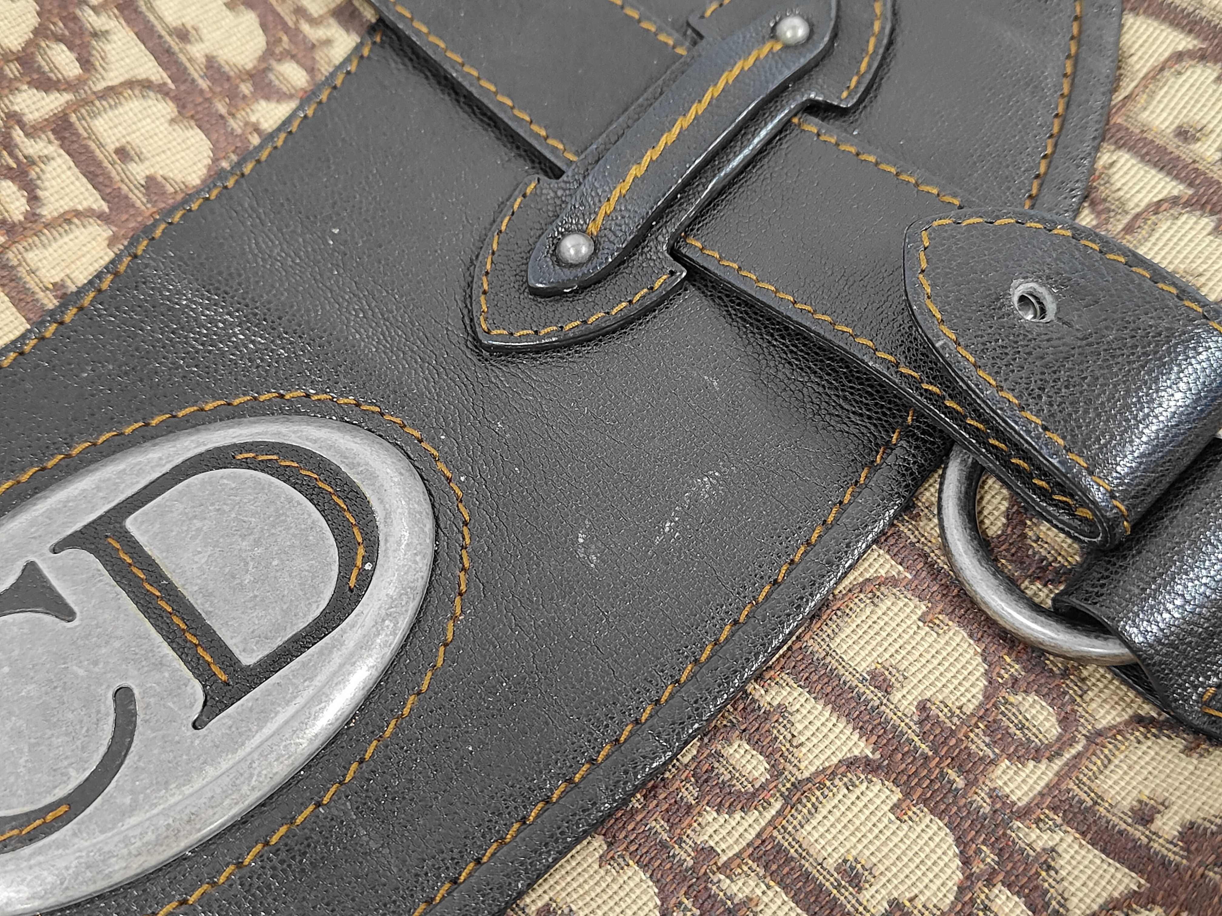 Trotter Messenger Bag, Brown Shoulder Bag — view 10