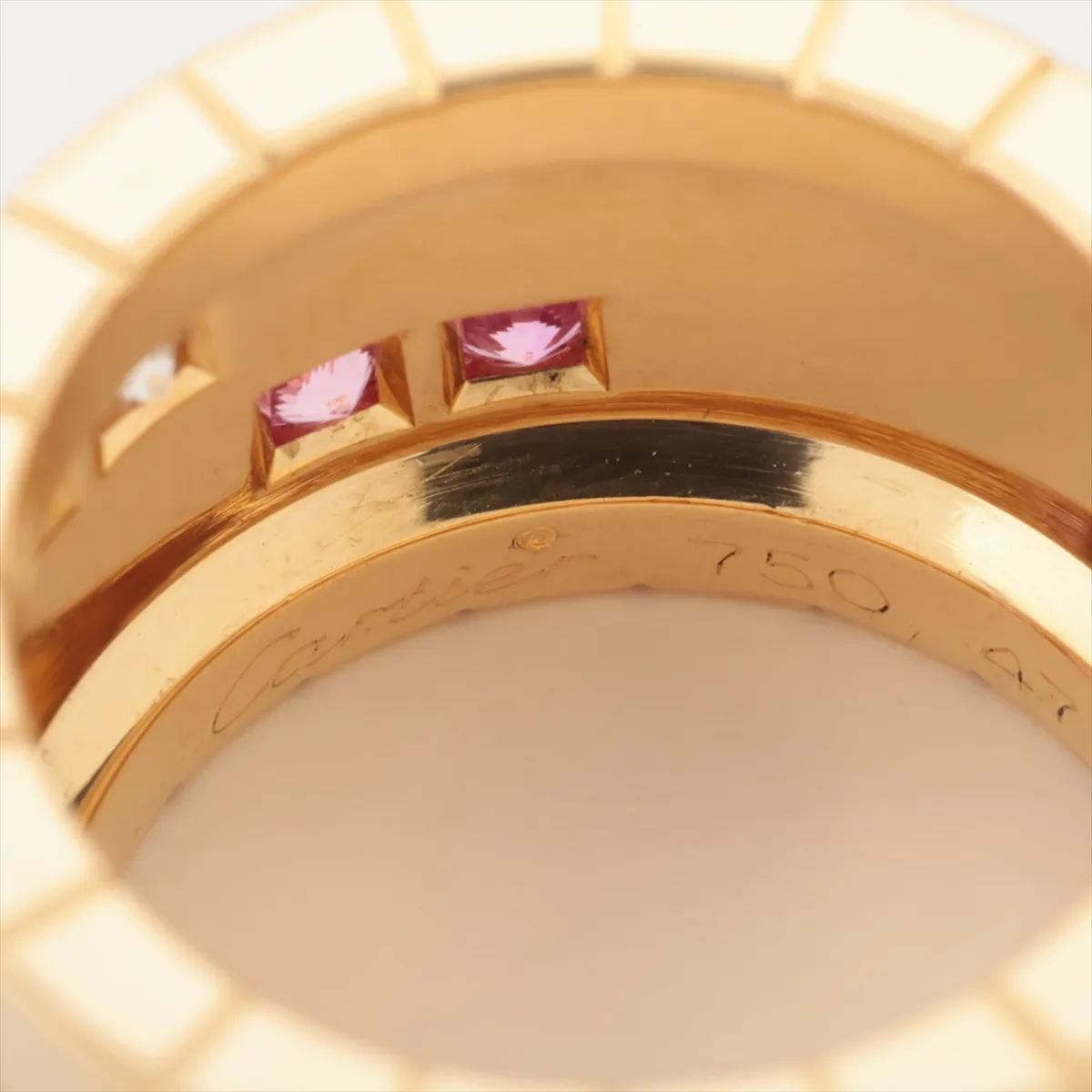 Paillette Pink Sapphire Diamond Ring, 750 (Yellow Gold), 16.1g, Size 47, Item No. 964769. Minor chips on the stone, — view 3