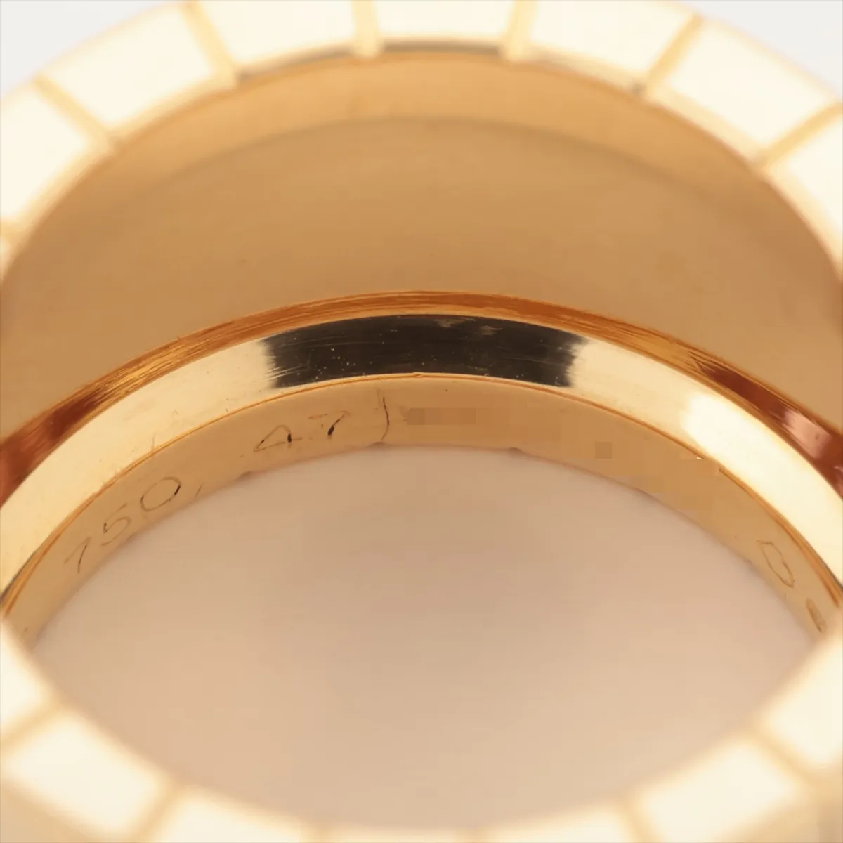 Paillette Pink Sapphire Diamond Ring, 750 (Yellow Gold), 16.1g, Size 47, Item No. 964769. Minor chips on the stone, — view 4