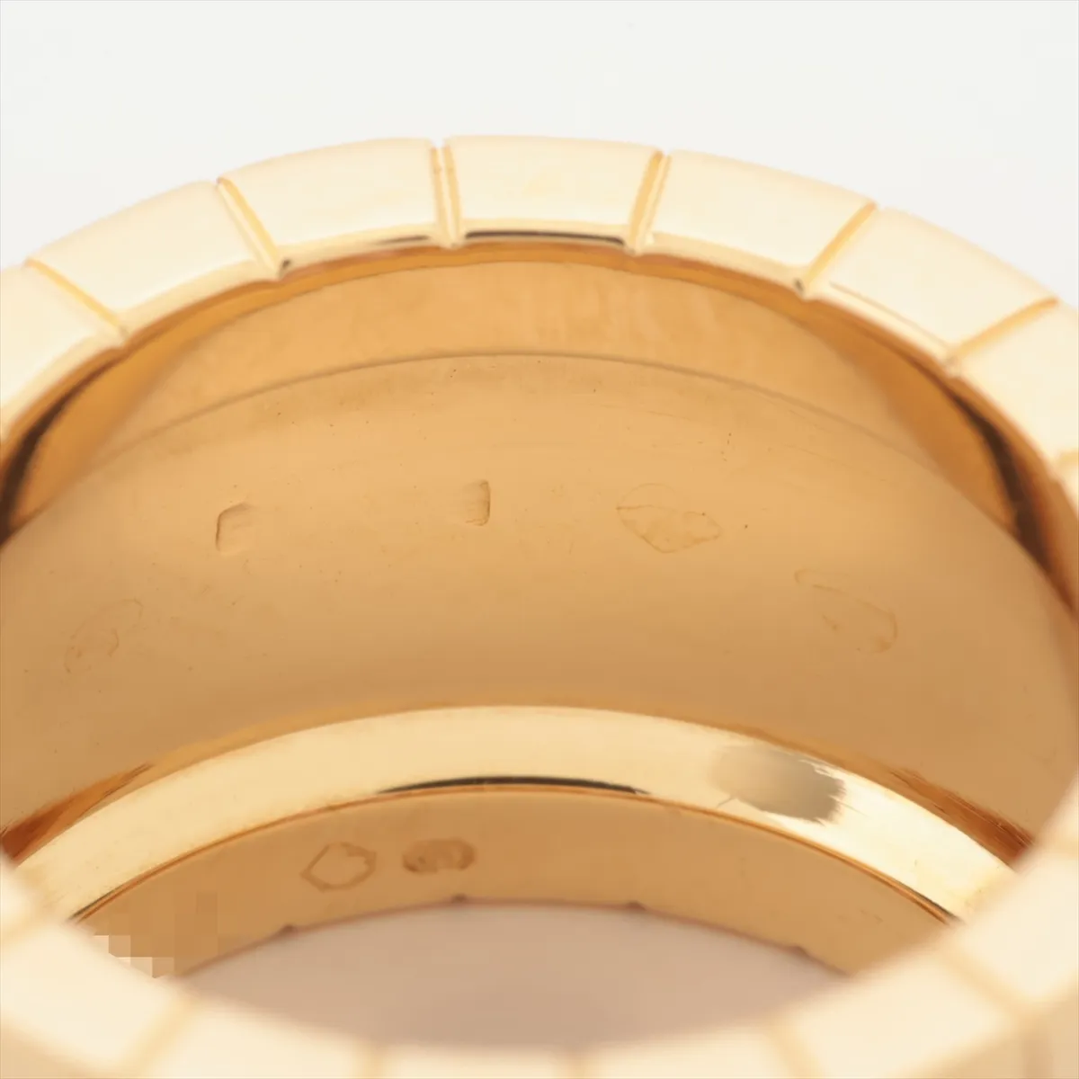 Paillette Pink Sapphire Diamond Ring, 750 (Yellow Gold), 16.1g, Size 47, Item No. 964769. Minor chips on the stone, — view 6