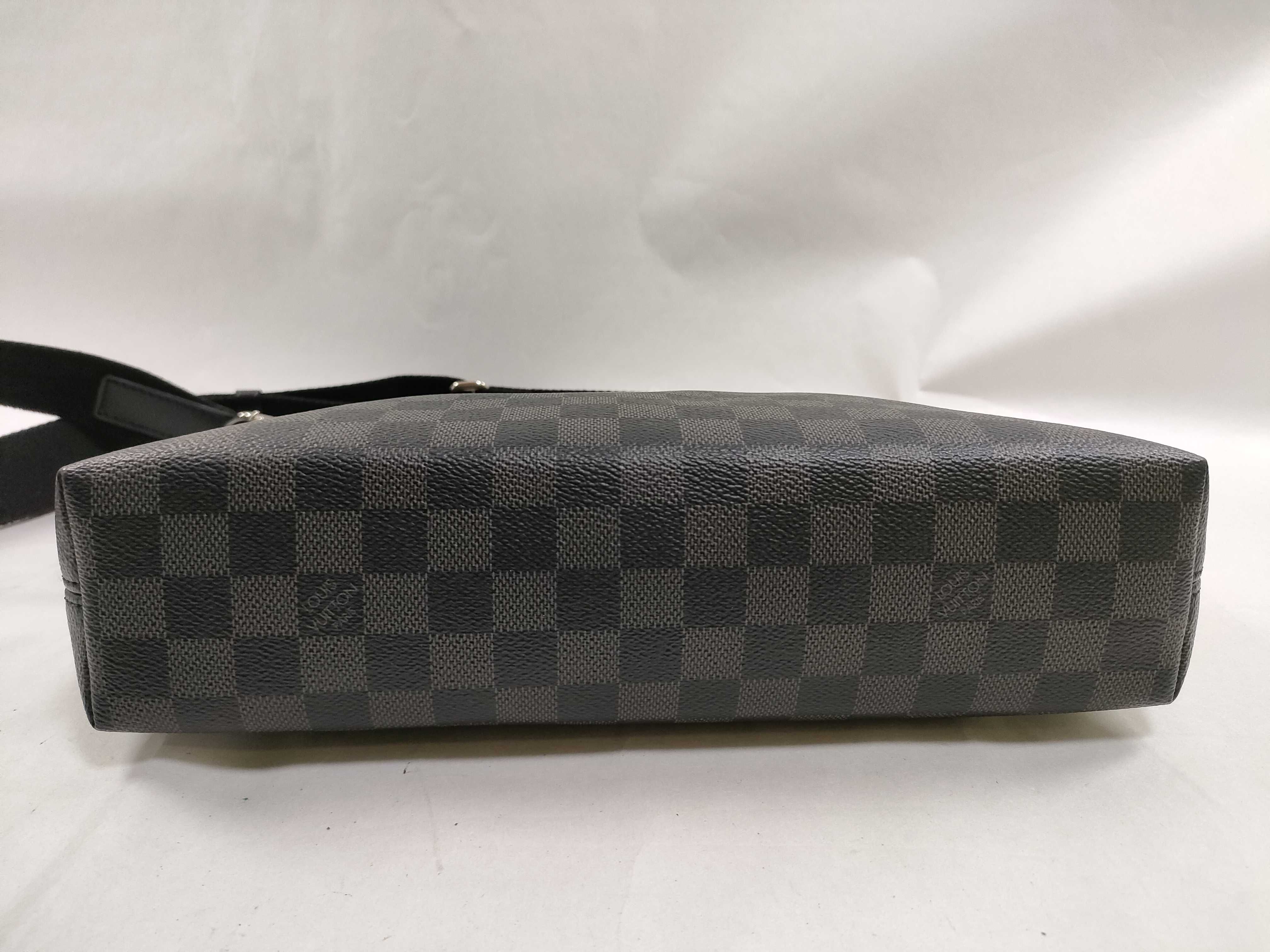 Damier Graphite Mick PM NM N40003 CA4139 Black Shoulder Bag — view 9