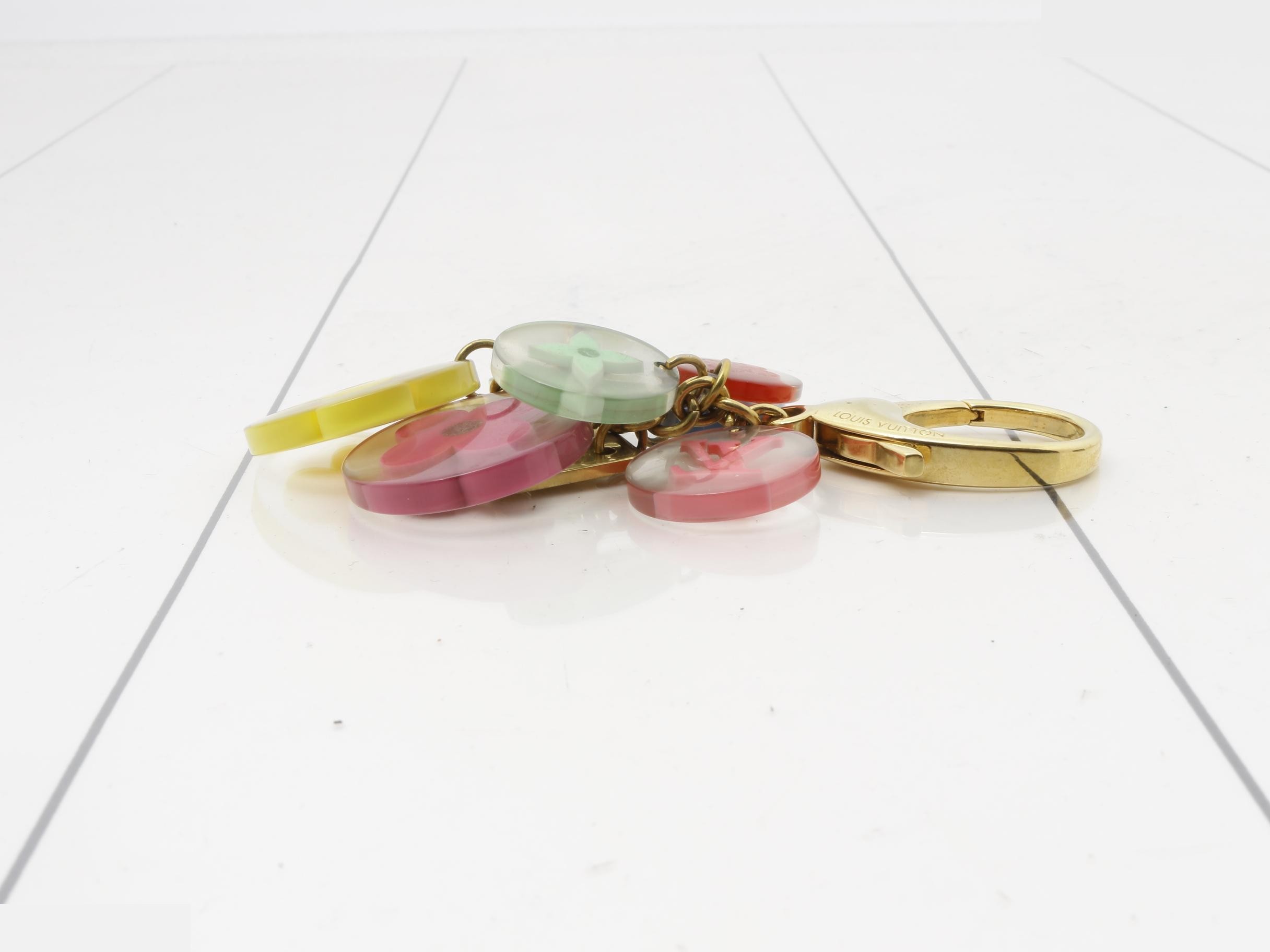 Portefeuille Fleur Bag Charm Keychain — view 3