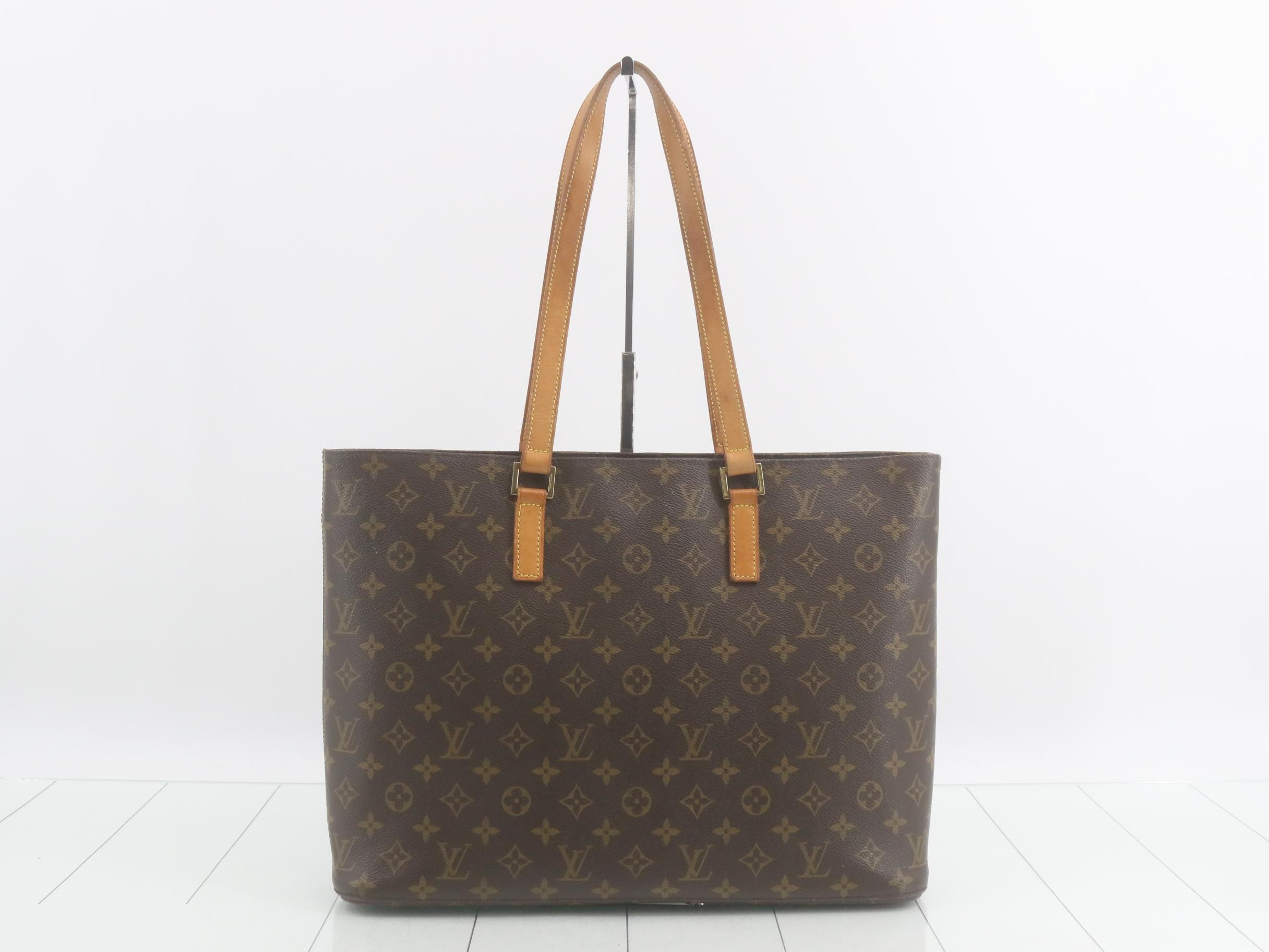 Monogram Ruco