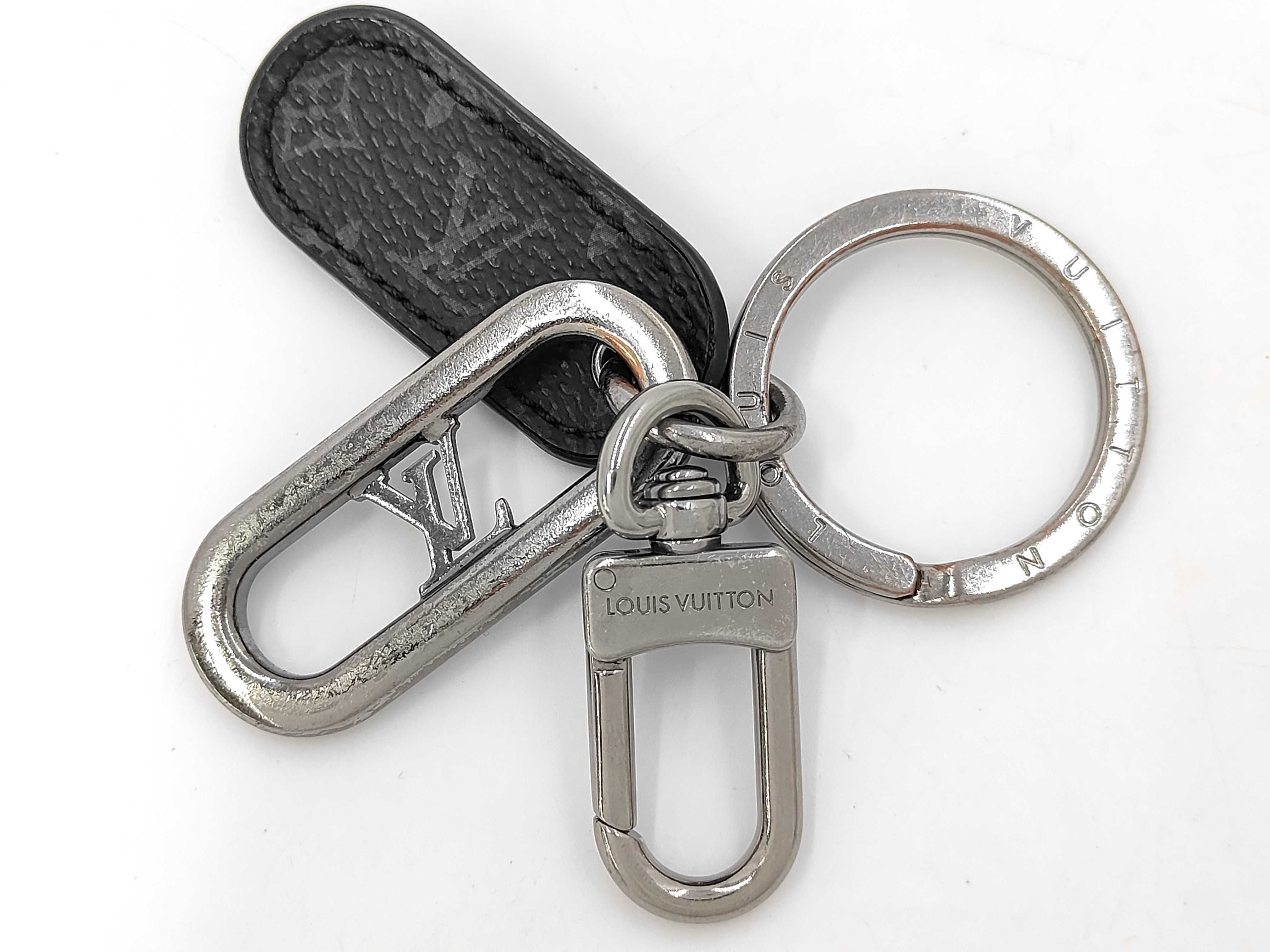 Eclipse Keychain - LV Signature Chain M00927 — view 3