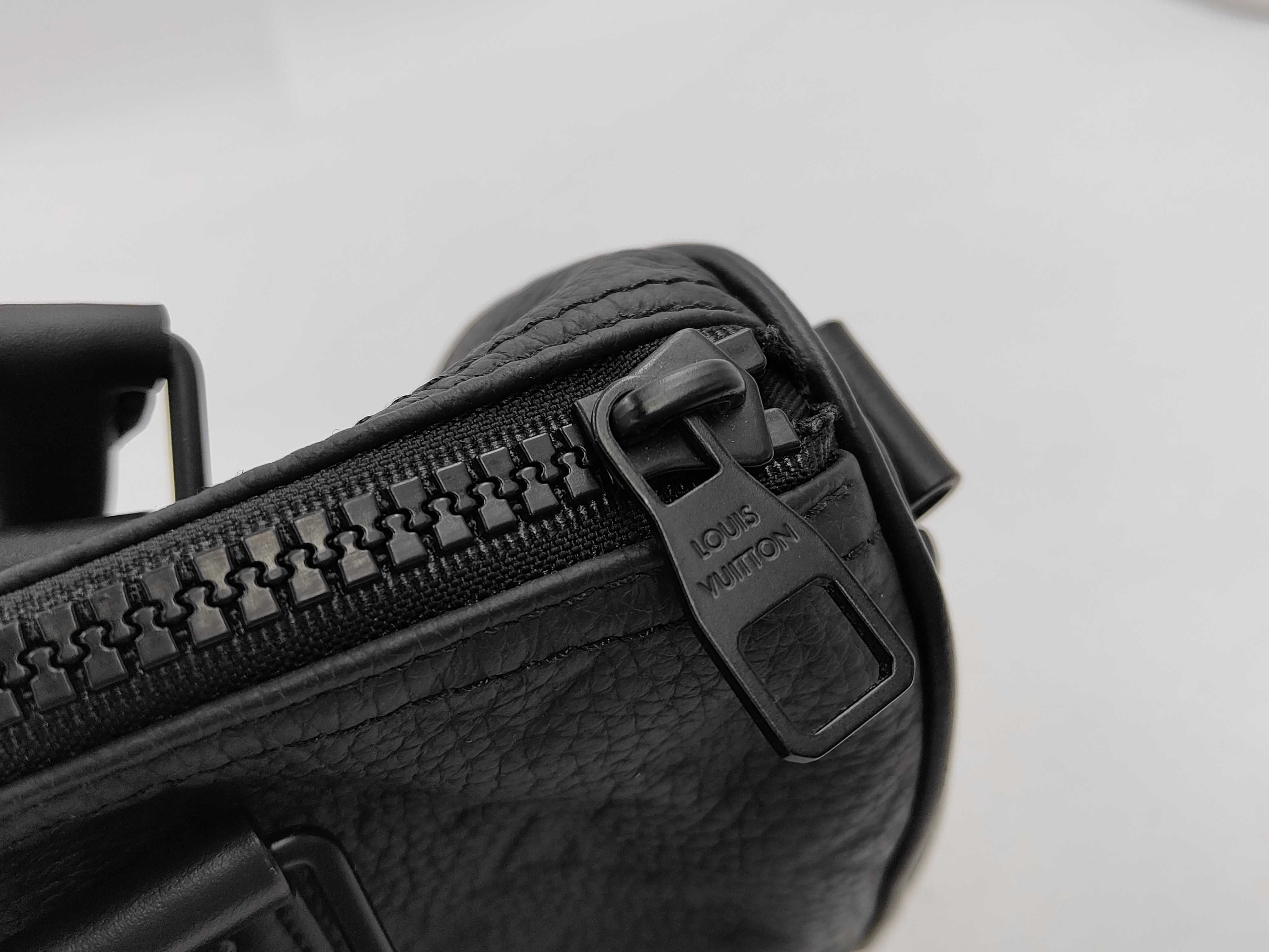 Keepall Bandoulière 25 M20900 Black RFID Handbag (Monogram Taurillon) — view 8