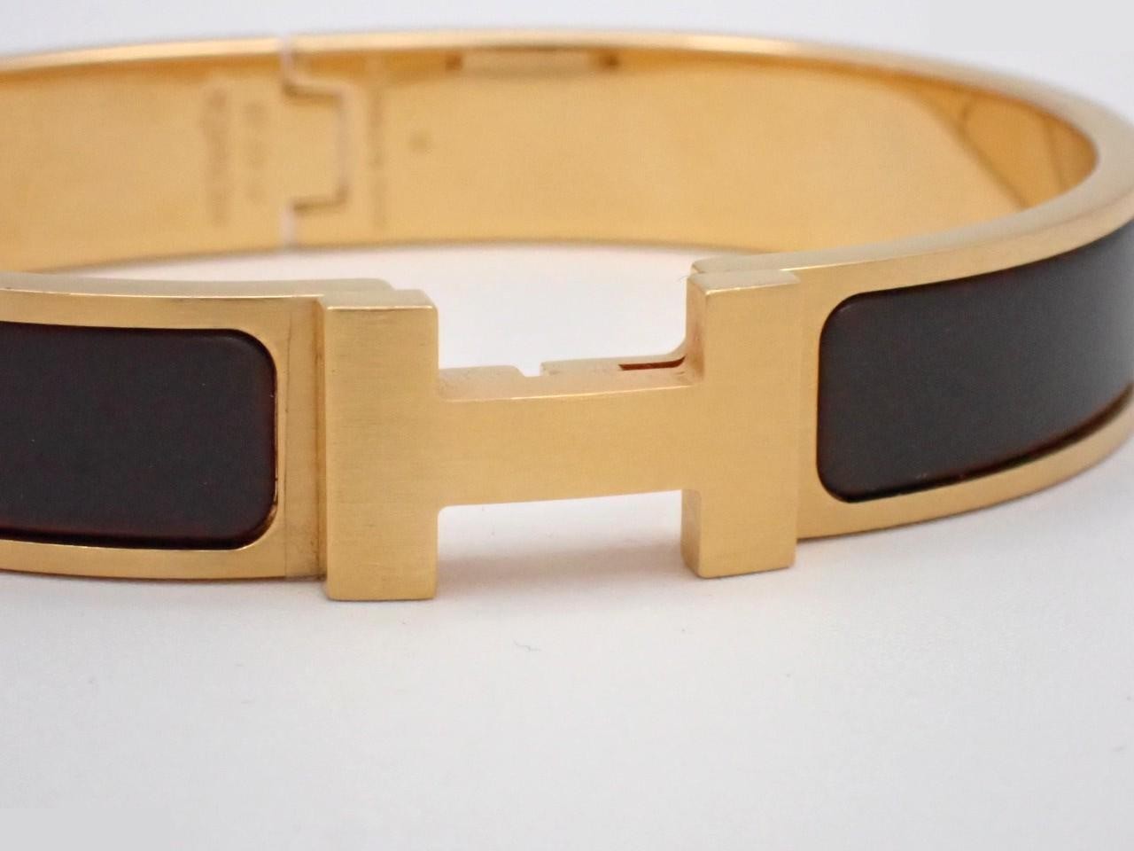 Gold click-crack bangle — view 3