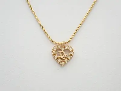 Gold necklace with stone, neck circumference approximately 46cm