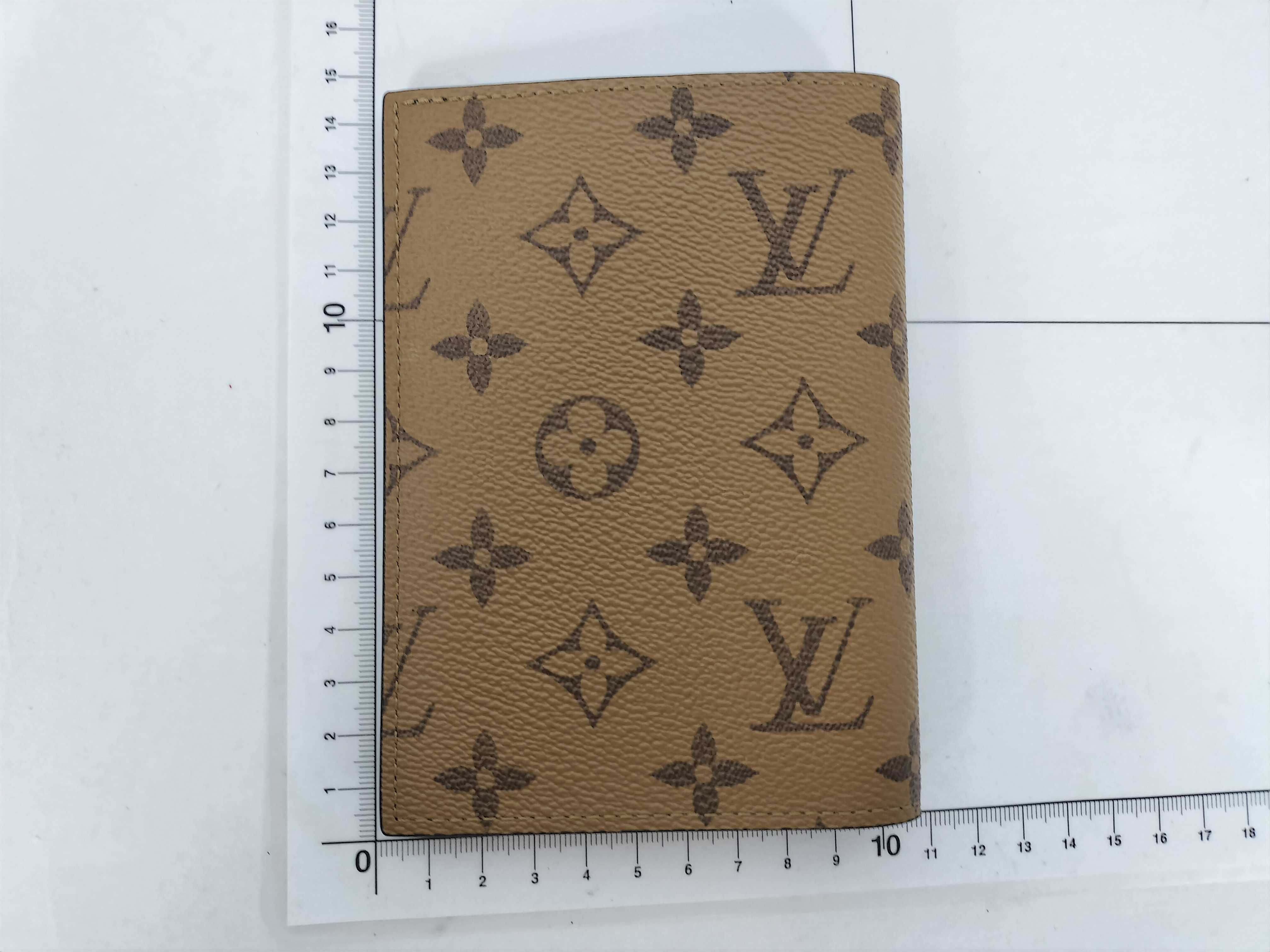 Monogram Louis Vuitton Couverture Passeport M26571 Notebook Cover — view 2