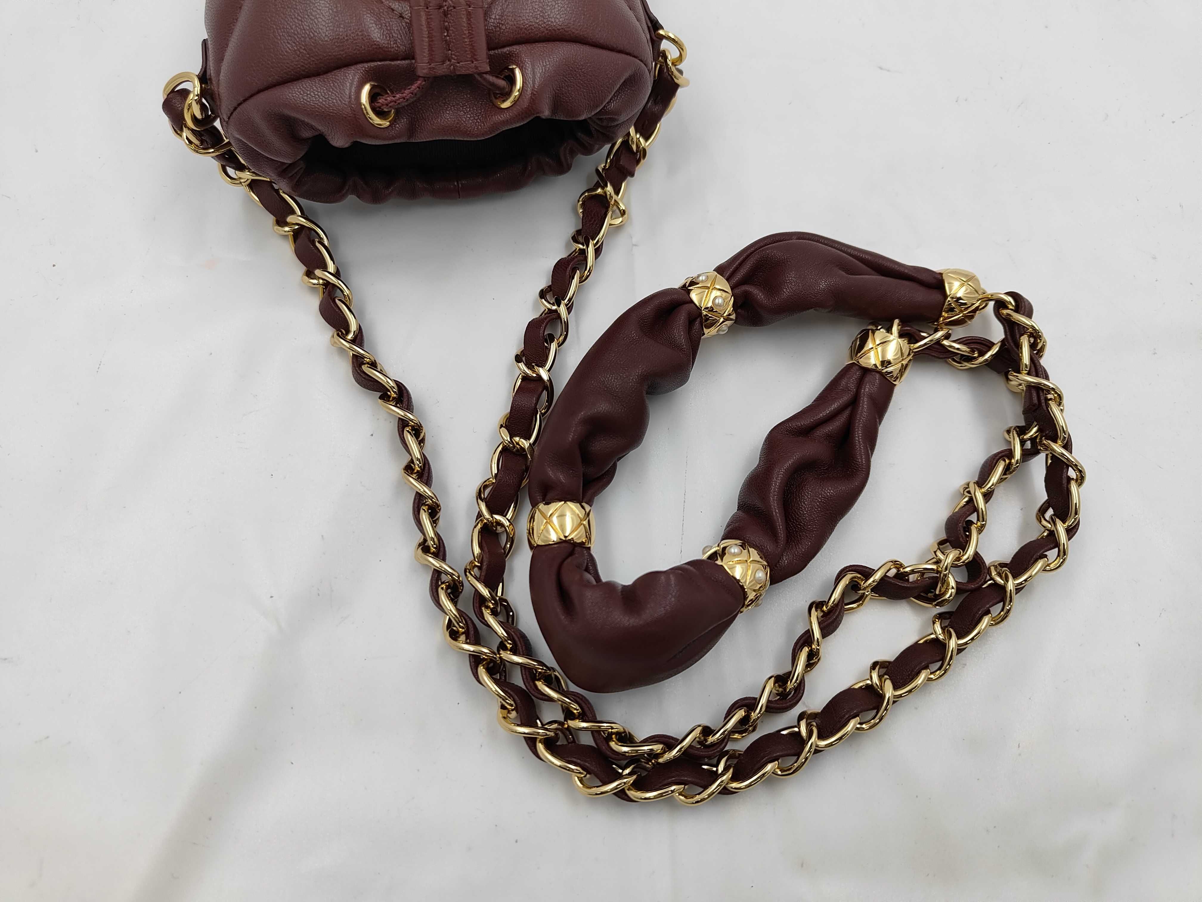 Mini Bucket Bag (31 series) - Wine Red Lambskin with GP Hardware - Chain Shoulder Bag — view 3