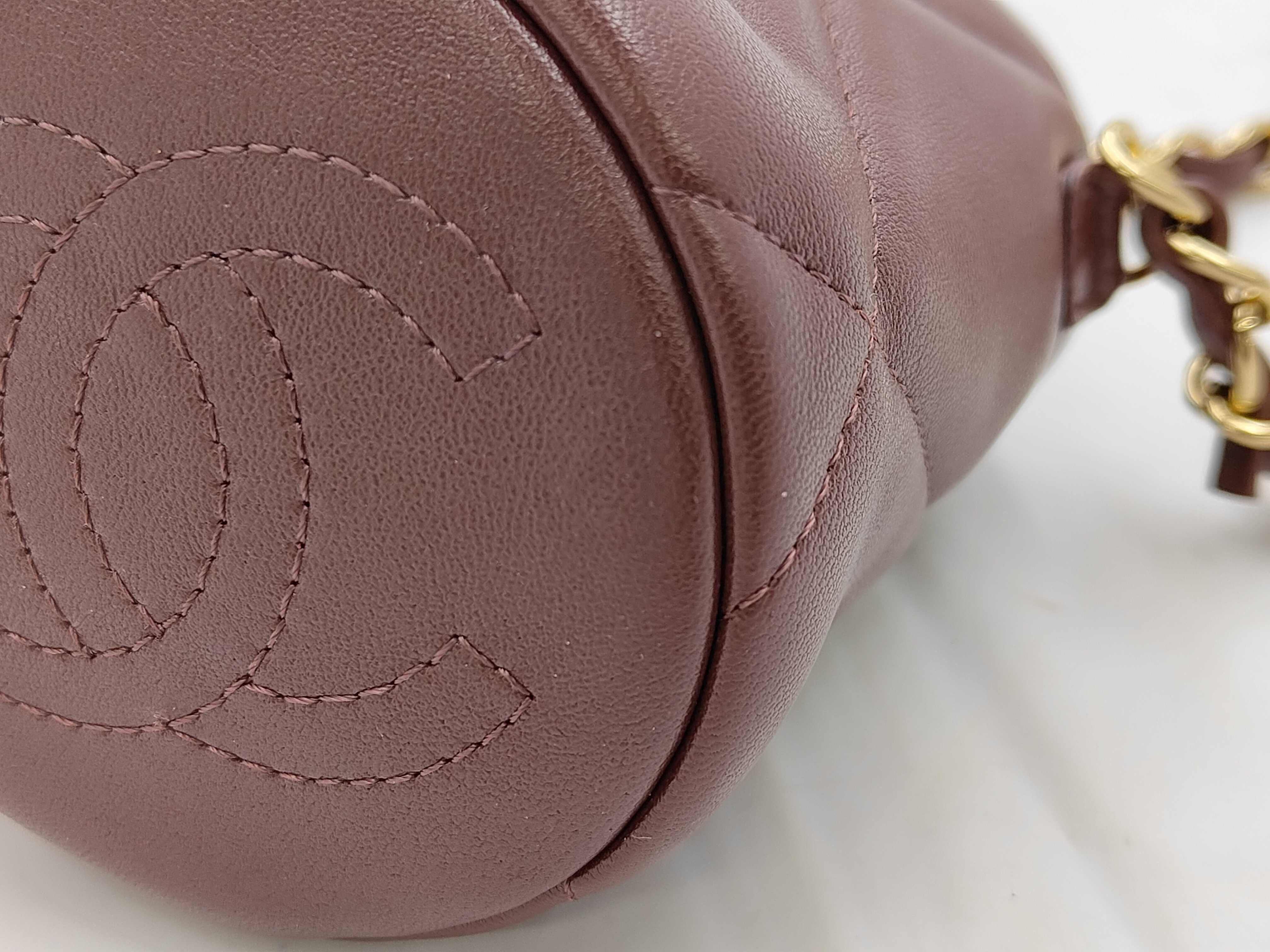 Mini Bucket Bag (31 series) - Wine Red Lambskin with GP Hardware - Chain Shoulder Bag — view 6