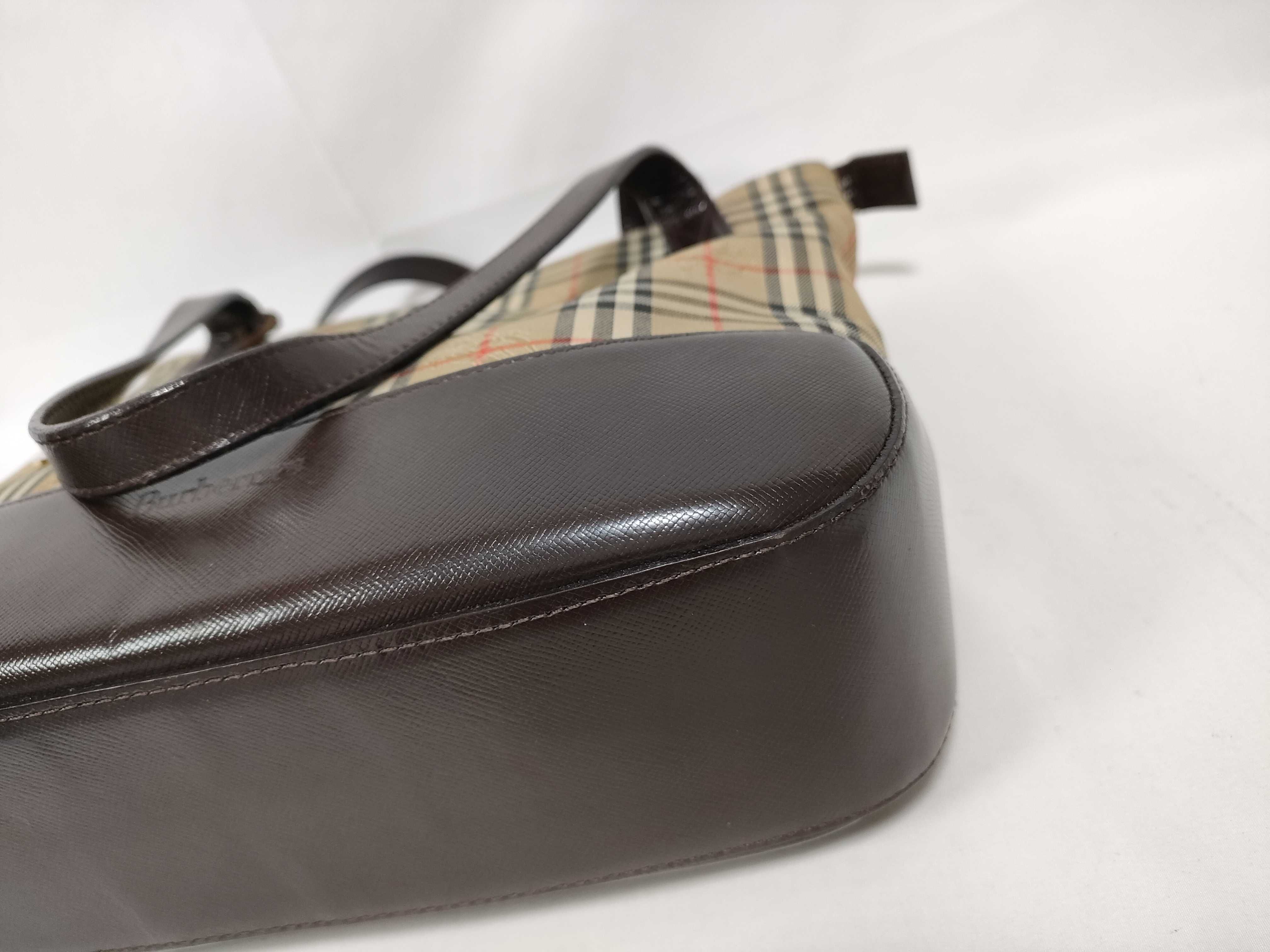 Nova Check Tote Bag with Charm — view 4