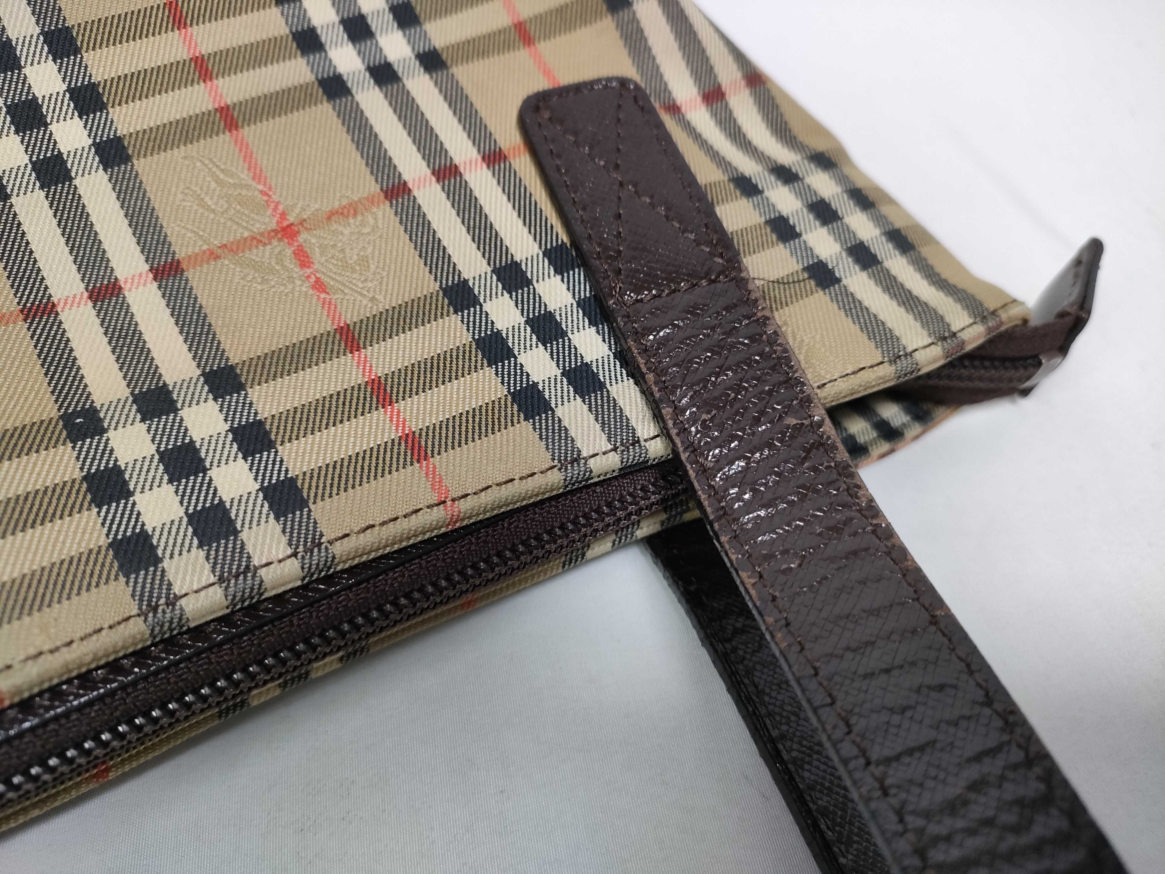 Nova Check Tote Bag with Charm — view 9