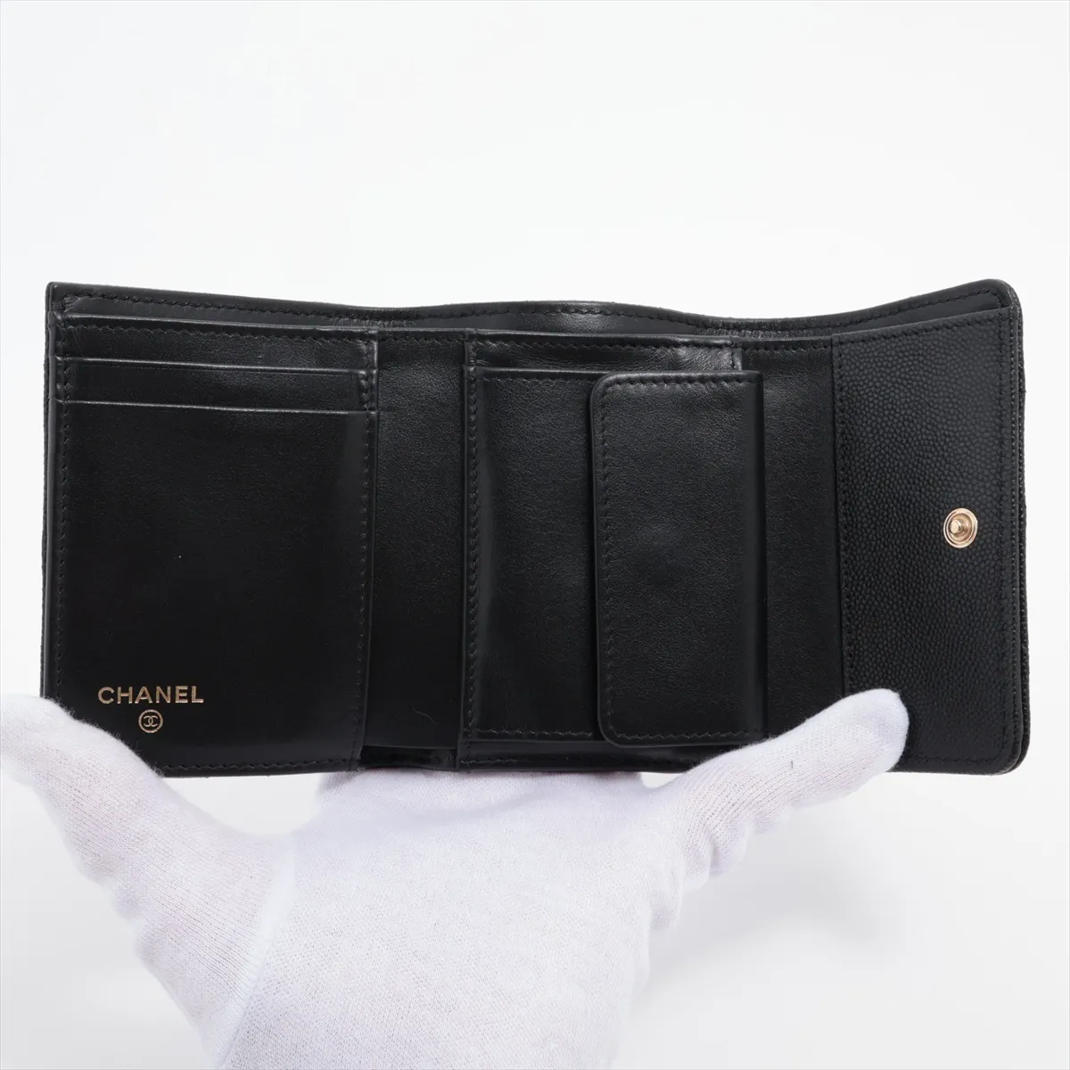 Matelassé Caviar Skin Compact Wallet, Black with Gold Hardware, P7576017 — view 4