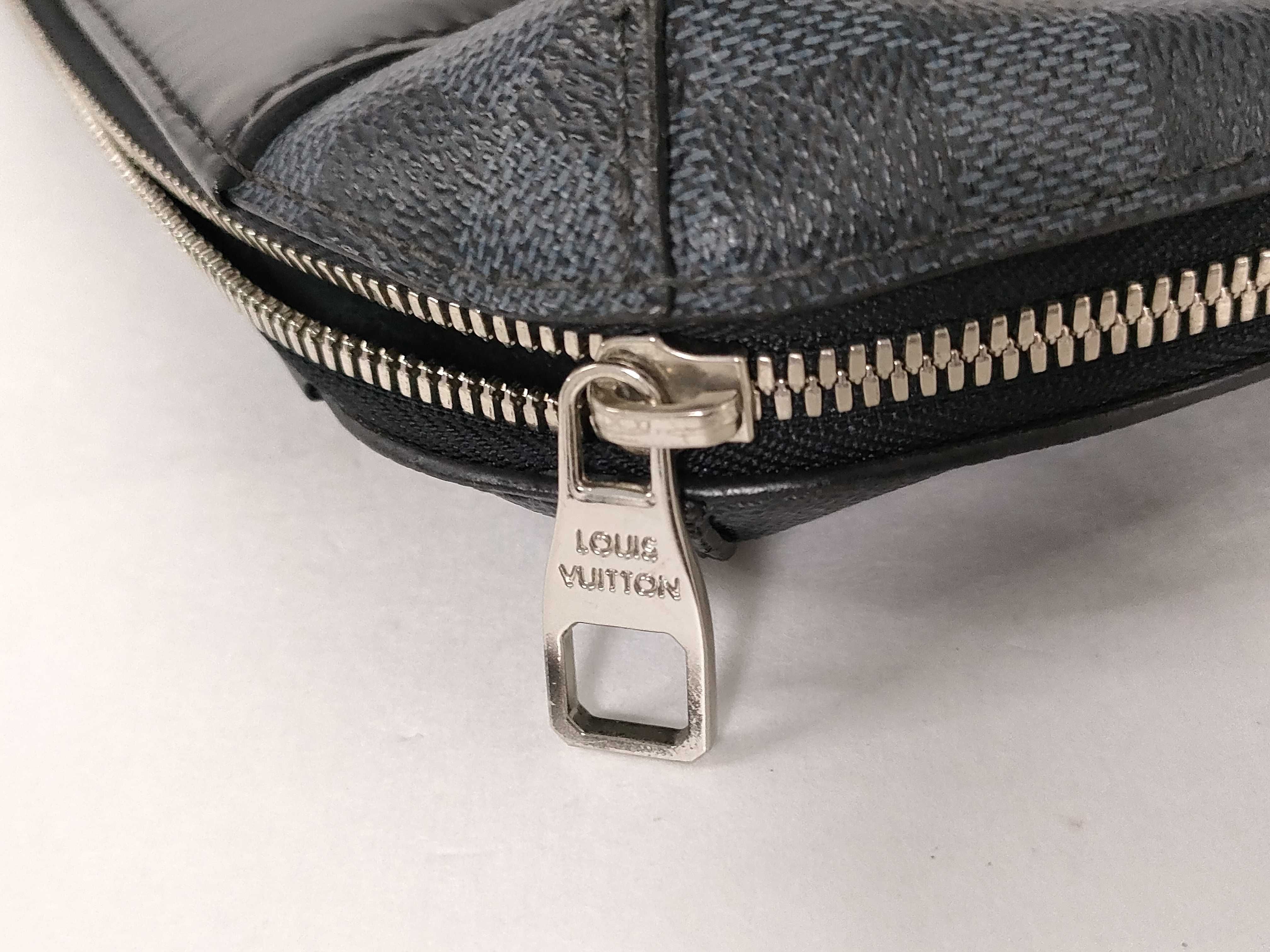 Damier Graphite Handbag — view 13