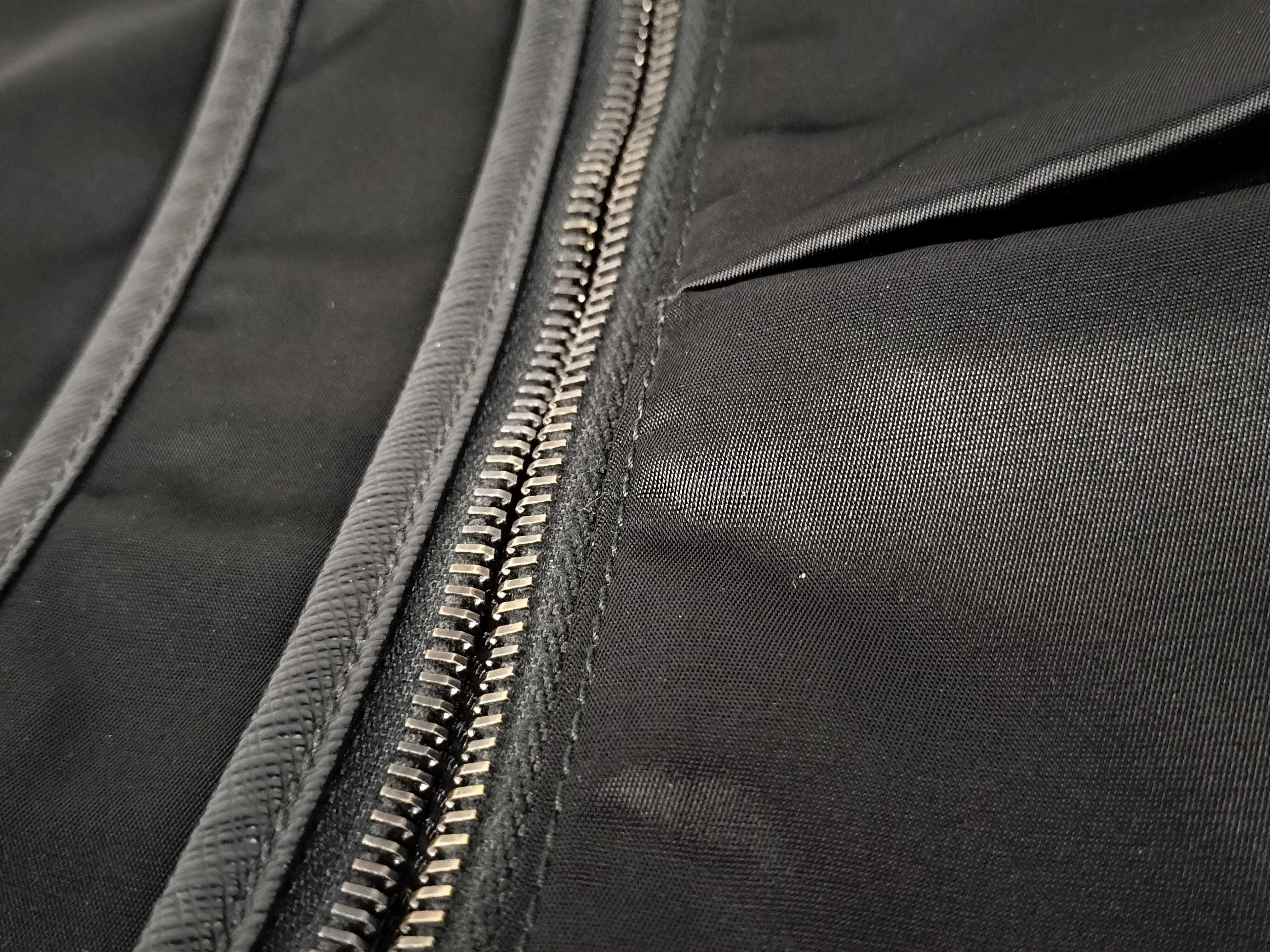 Nylon Messenger Shoulder Bag, Excellent Condition, Nylon and Leather, Black Shoulder Bag — view 14