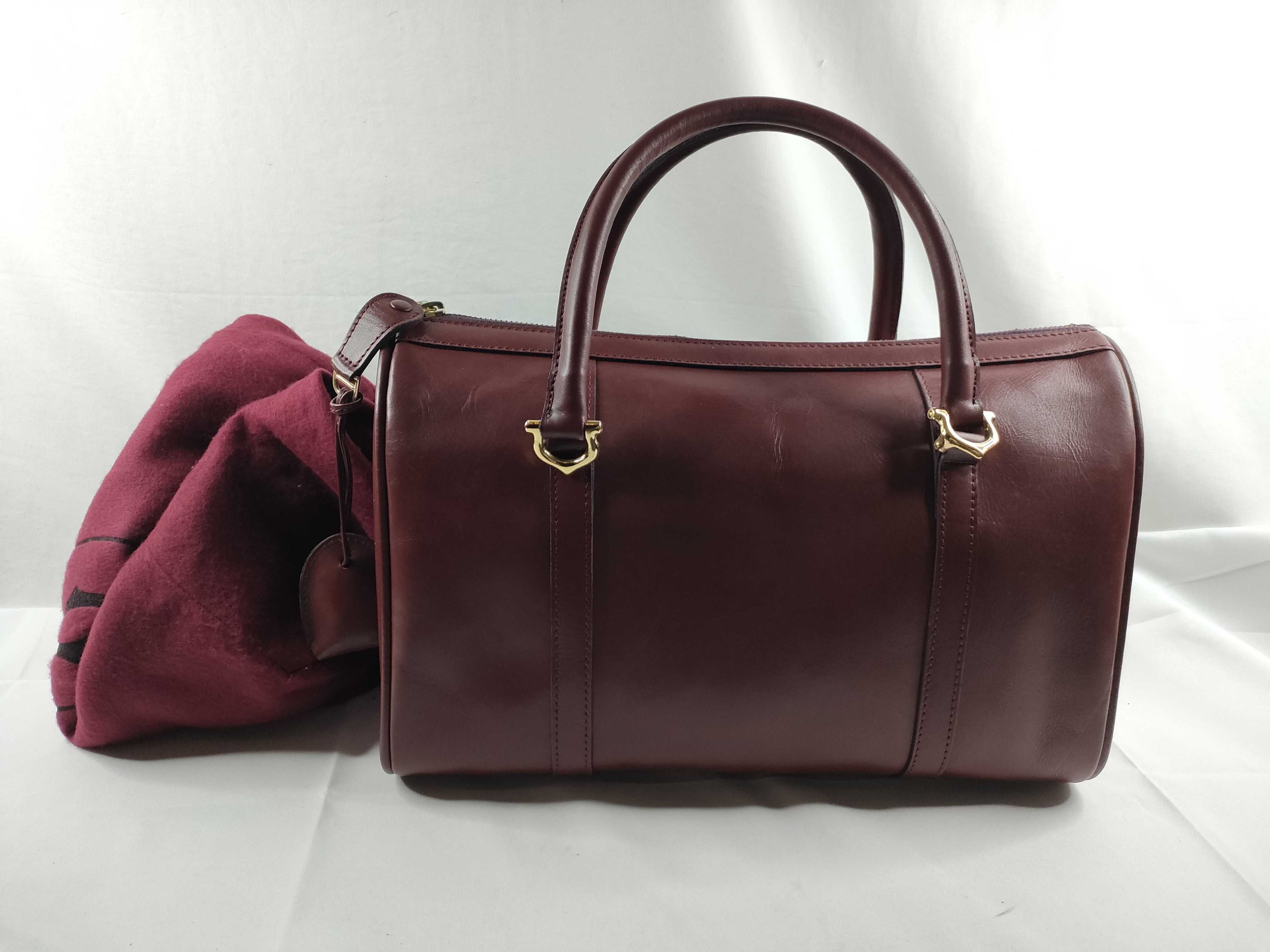 Must line Boston bag/handbag