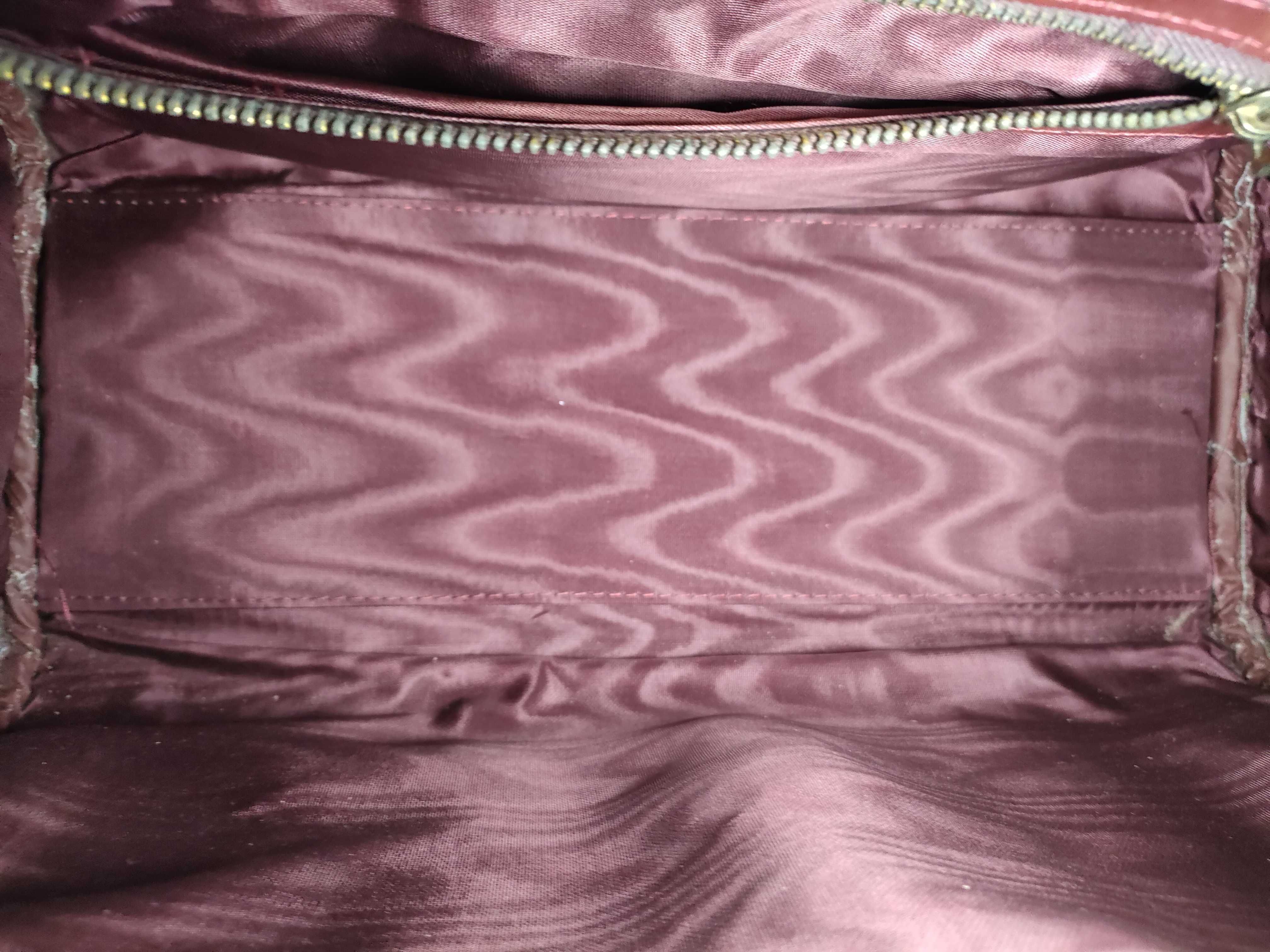Must line Boston bag/handbag — view 10