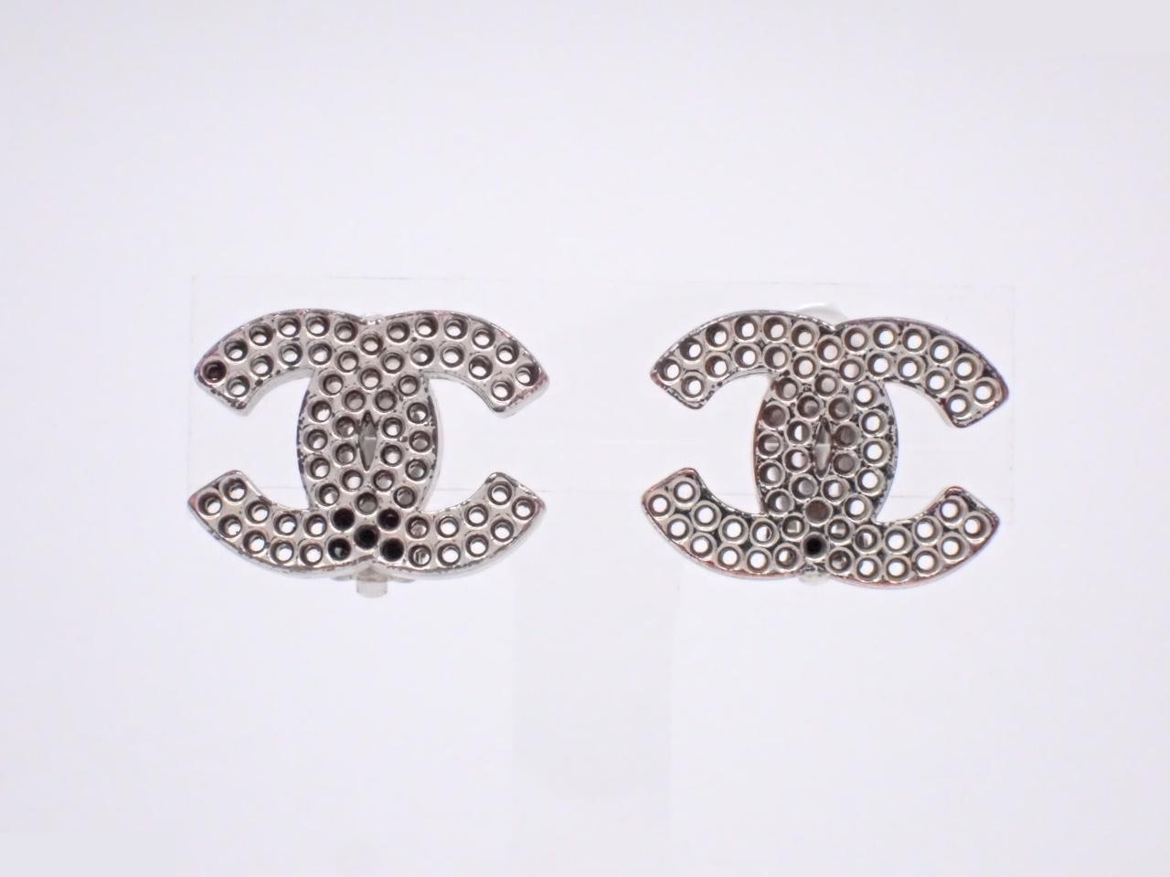 03P Earrings