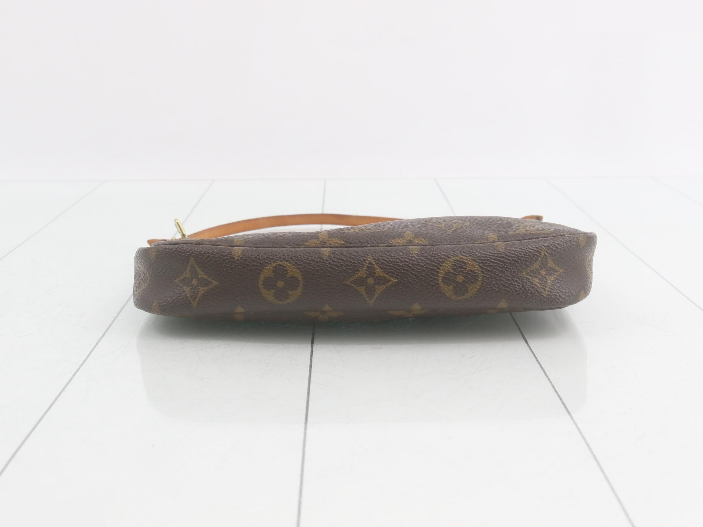 Pochette Accessoires (old model) with box — view 3