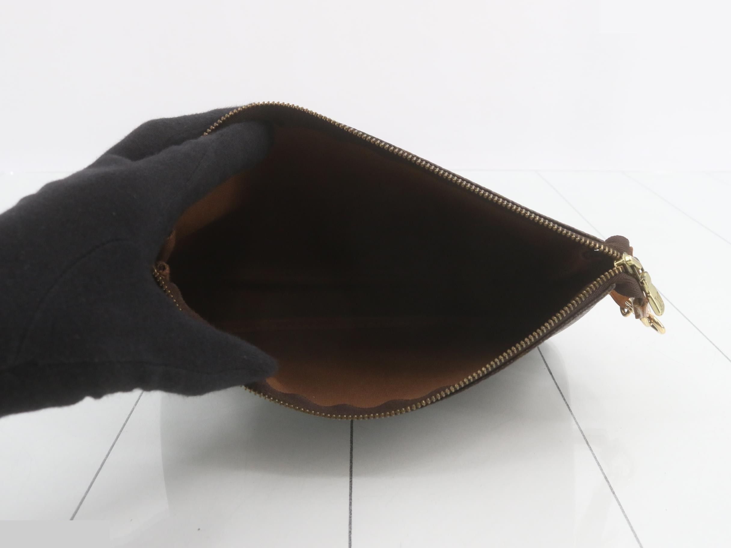 Pochette Accessoires (old model) with box — view 4