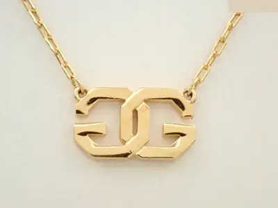 Other lines: Precious metals, necklaces, pendants, chain approximately 36cm