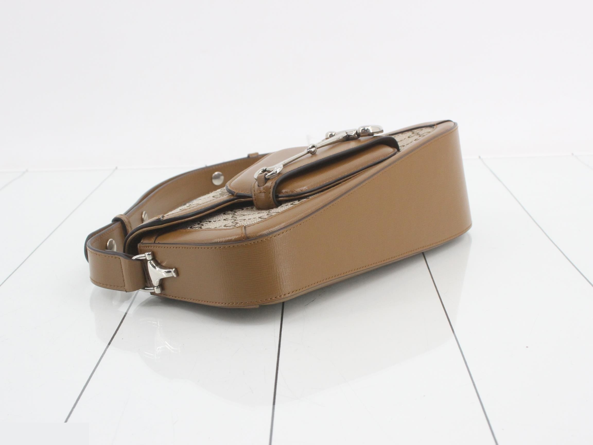 GG Canvas (Bag) - Horsebit Shoulder Bag — view 5