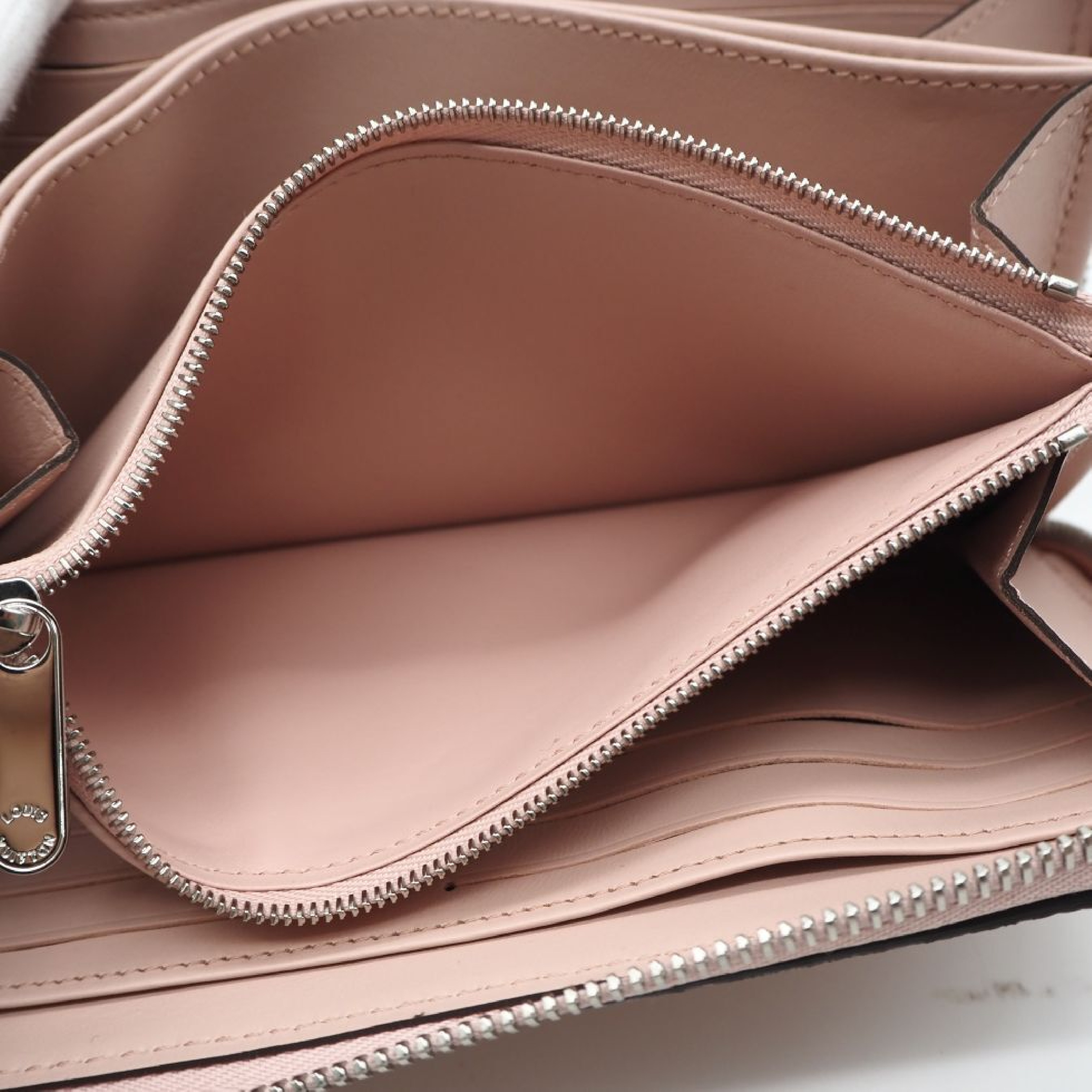Mahina Zippy Wallet, Jasmine Pink, No IC chip functionality. — view 8