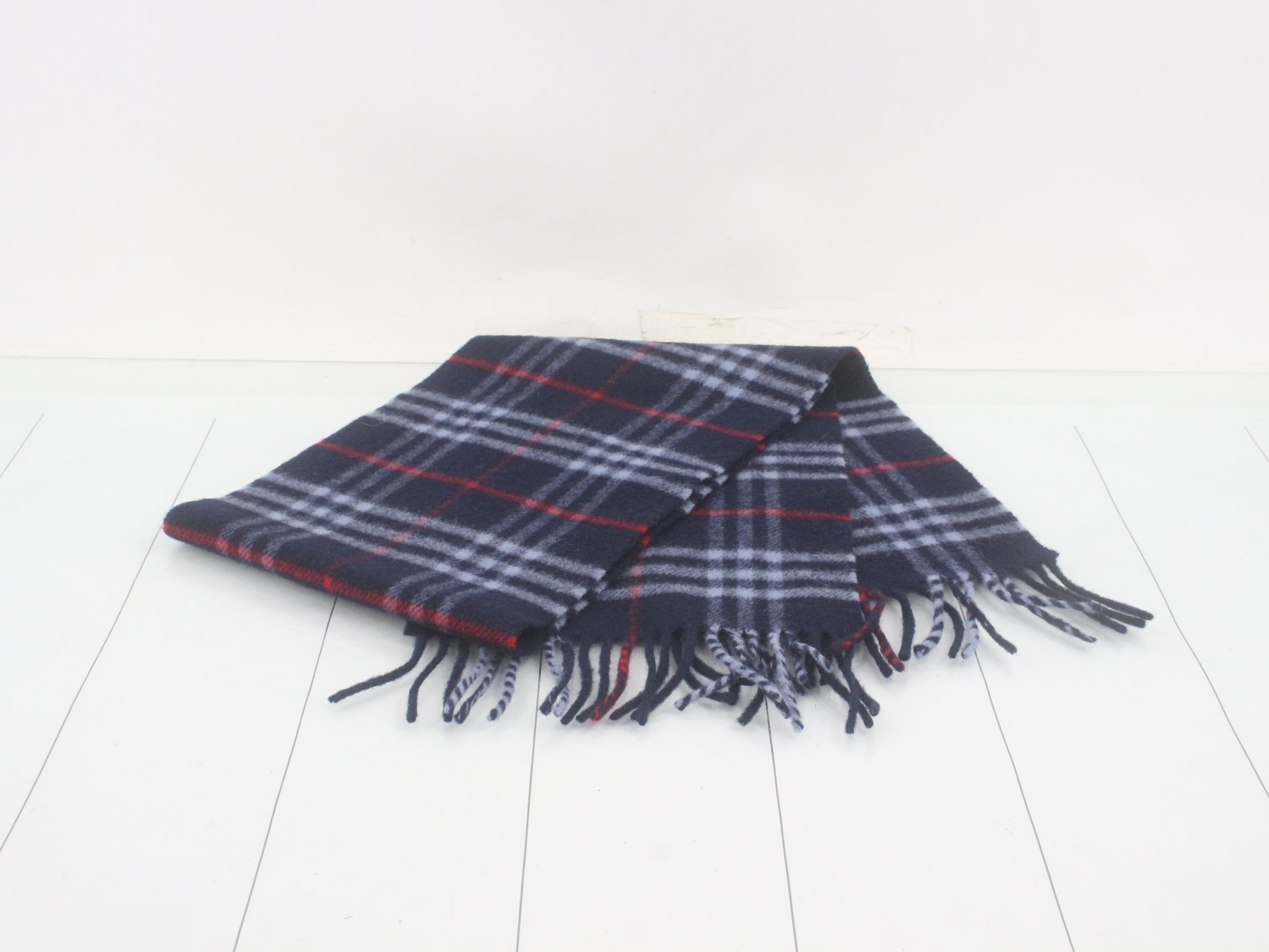 Other lines: Small items, accessories, and scarves — view 3