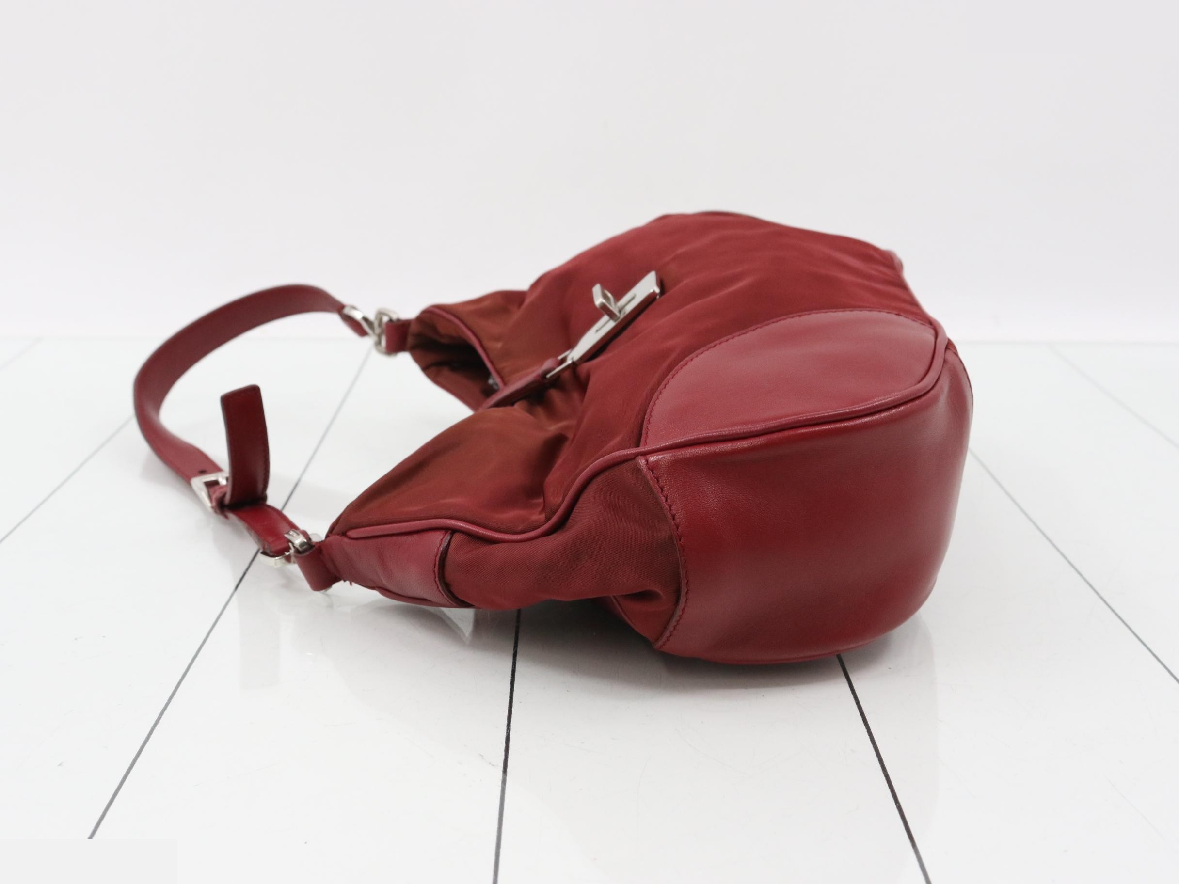 Other lines: Bags/Shoulder bags, One-shoulder bag, Nylon, Red — view 4