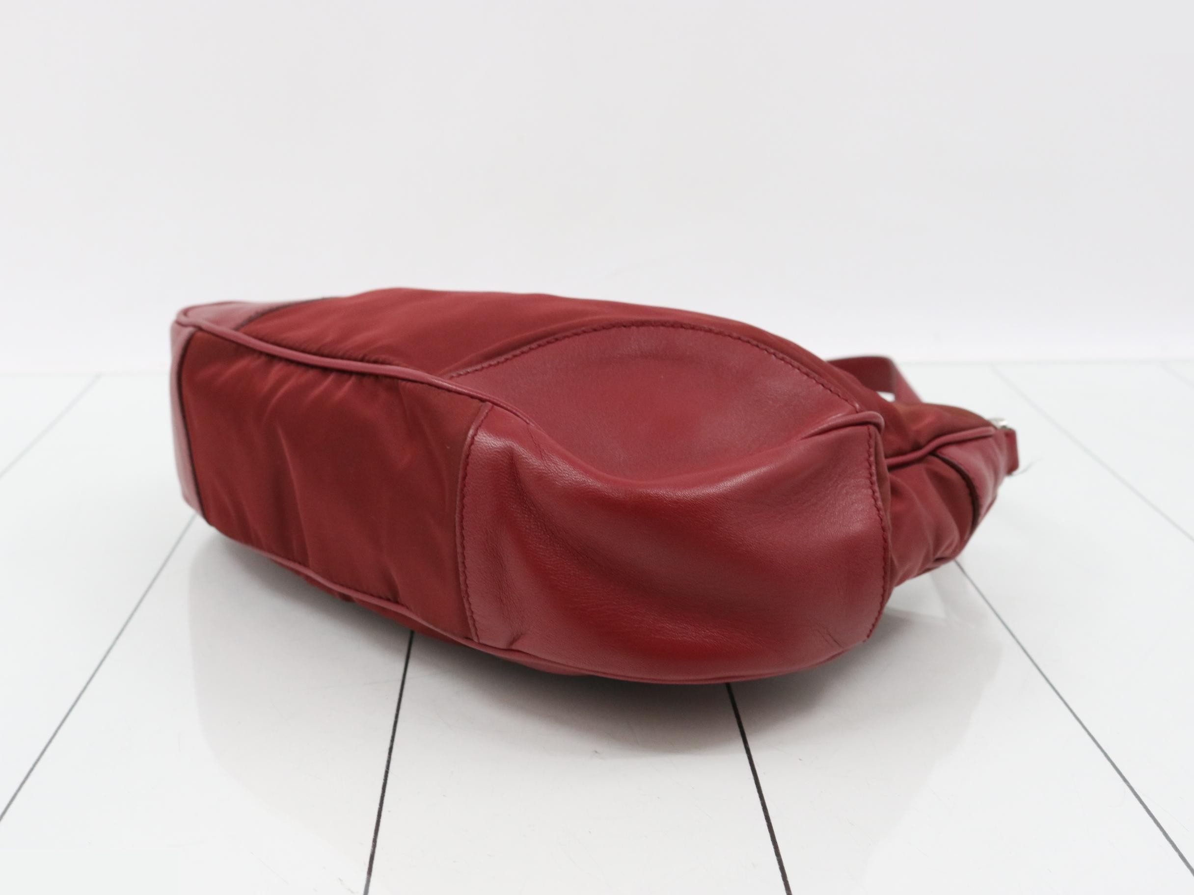 Other lines: Bags/Shoulder bags, One-shoulder bag, Nylon, Red — view 6