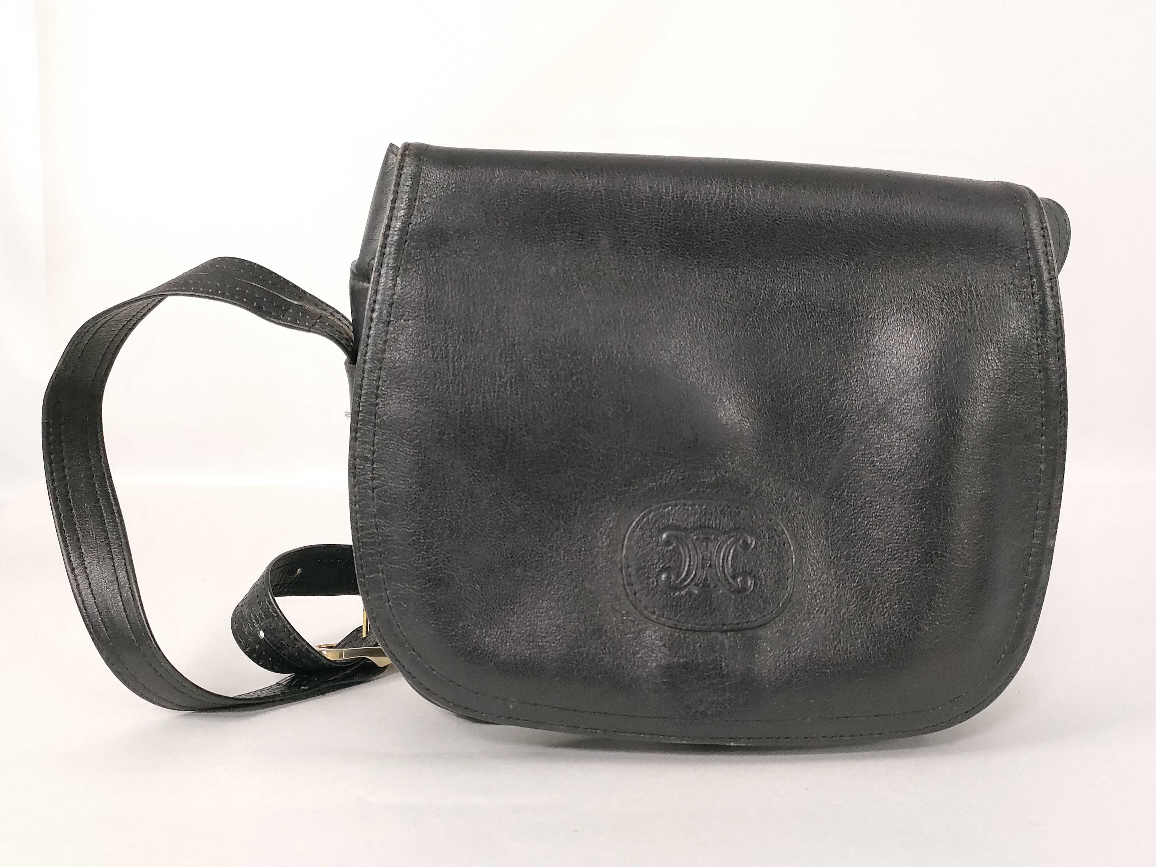 Triomphe Leather Shoulder Bag