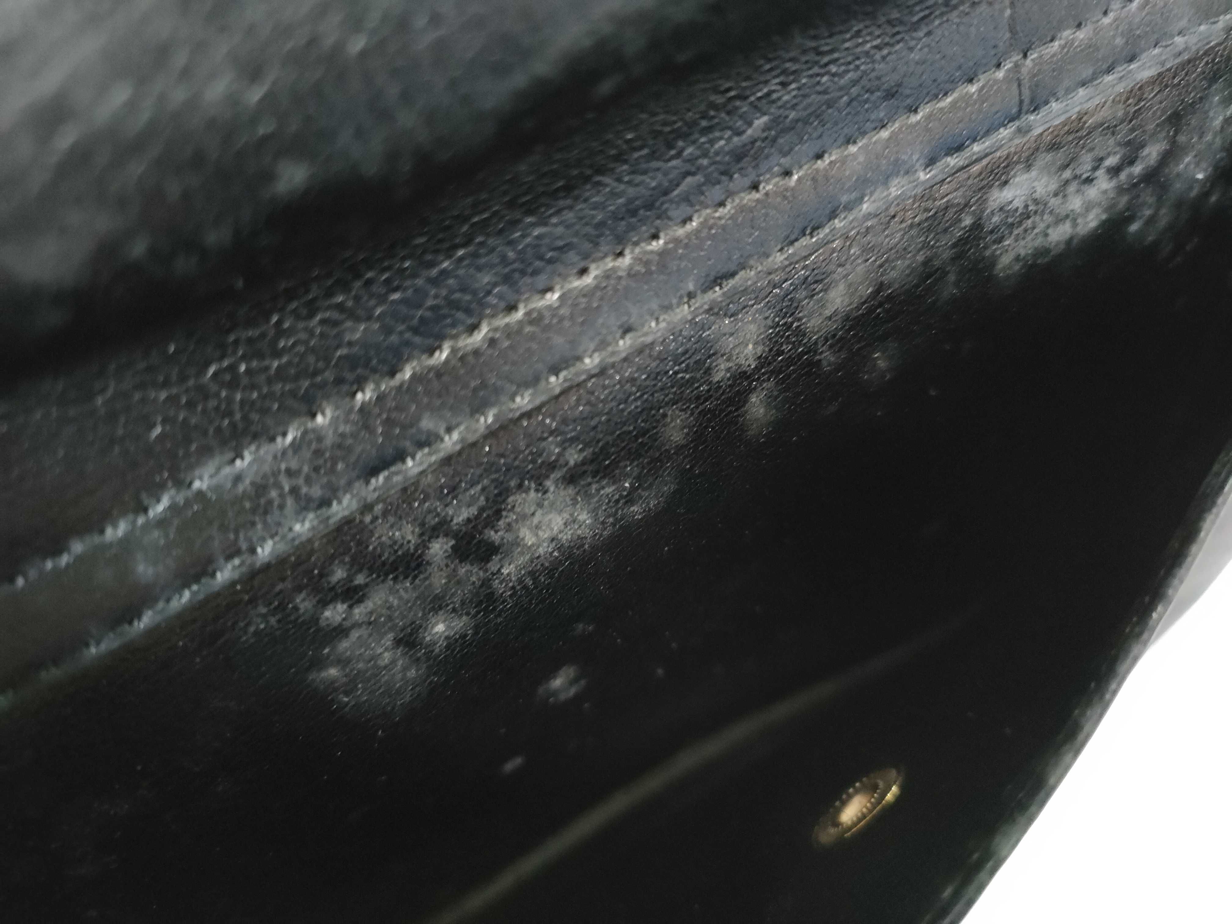 Triomphe Leather Shoulder Bag — view 14