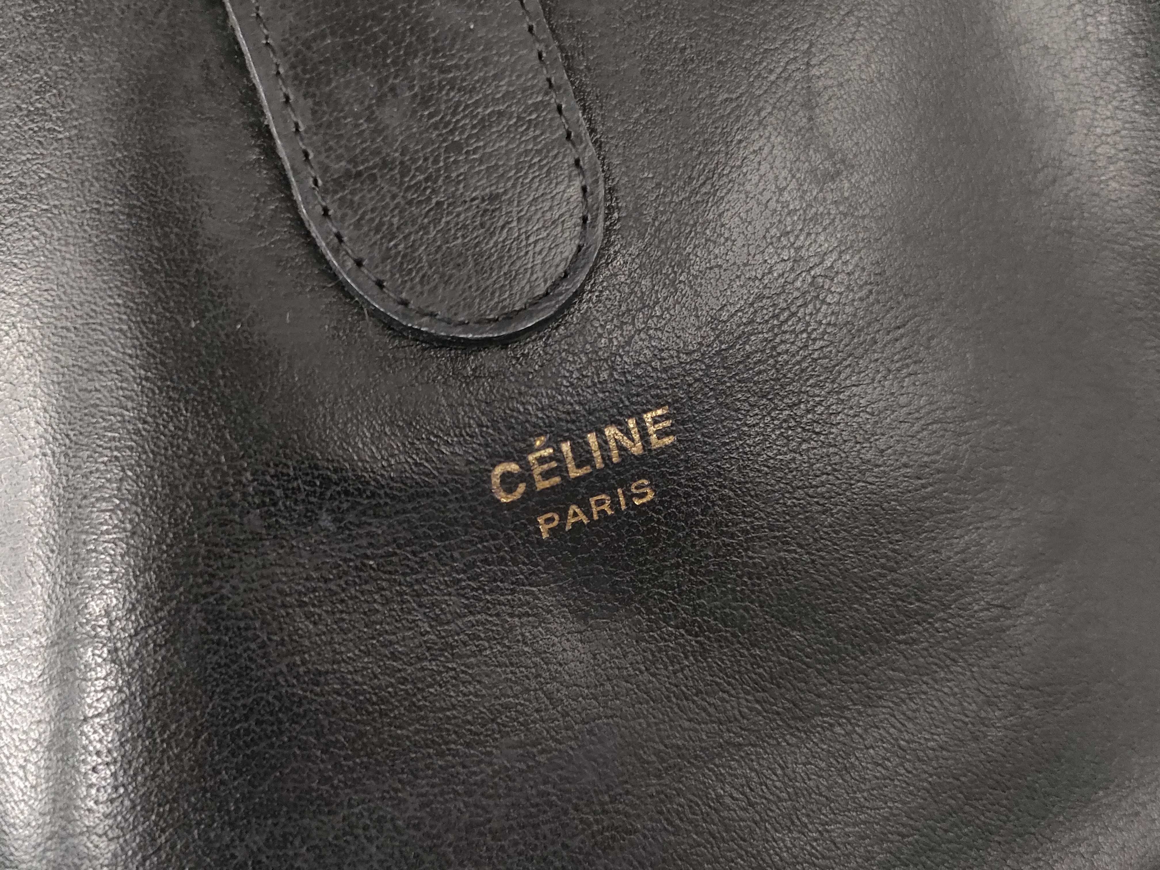 Triomphe Leather Shoulder Bag — view 15
