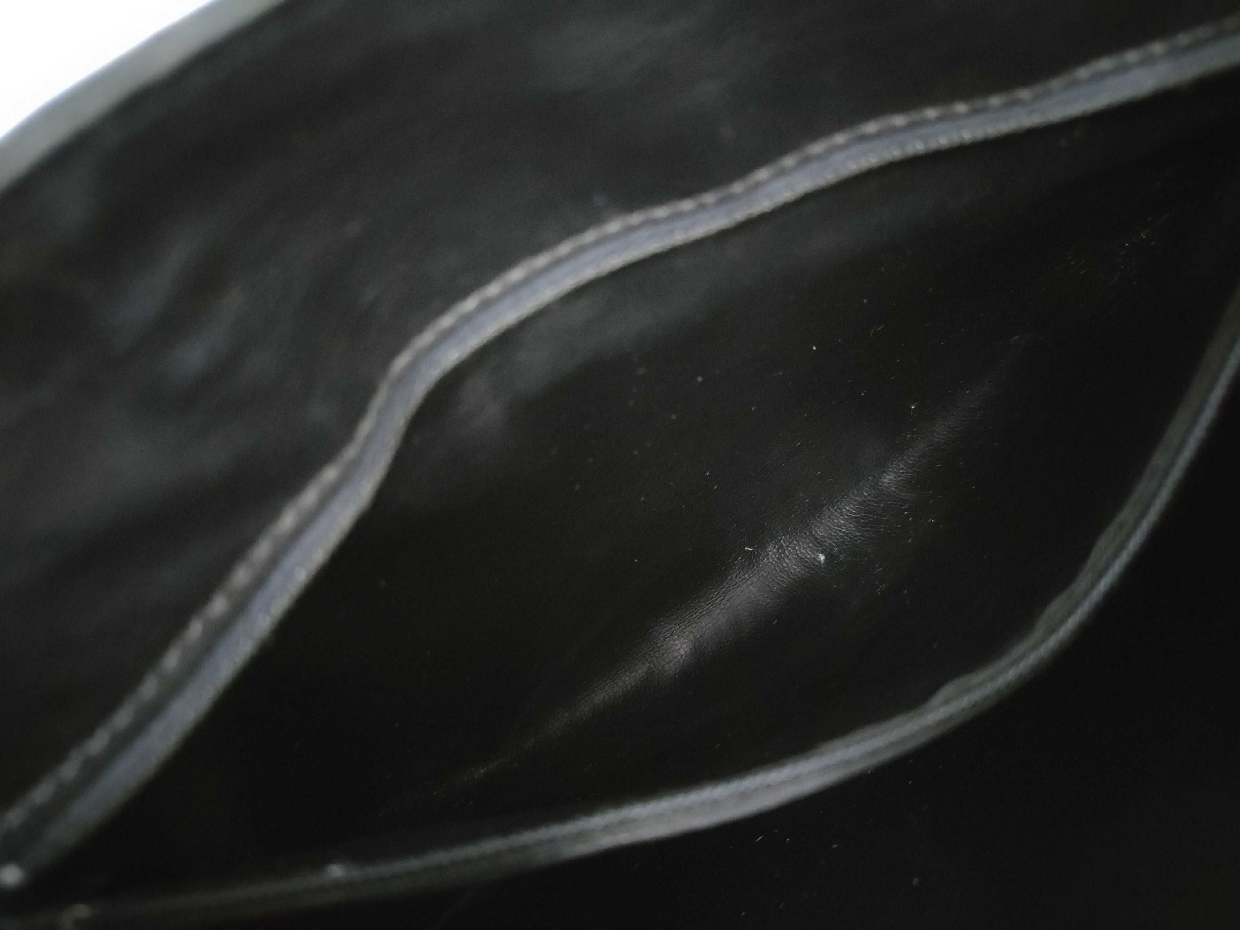 Triomphe Leather Shoulder Bag — view 10
