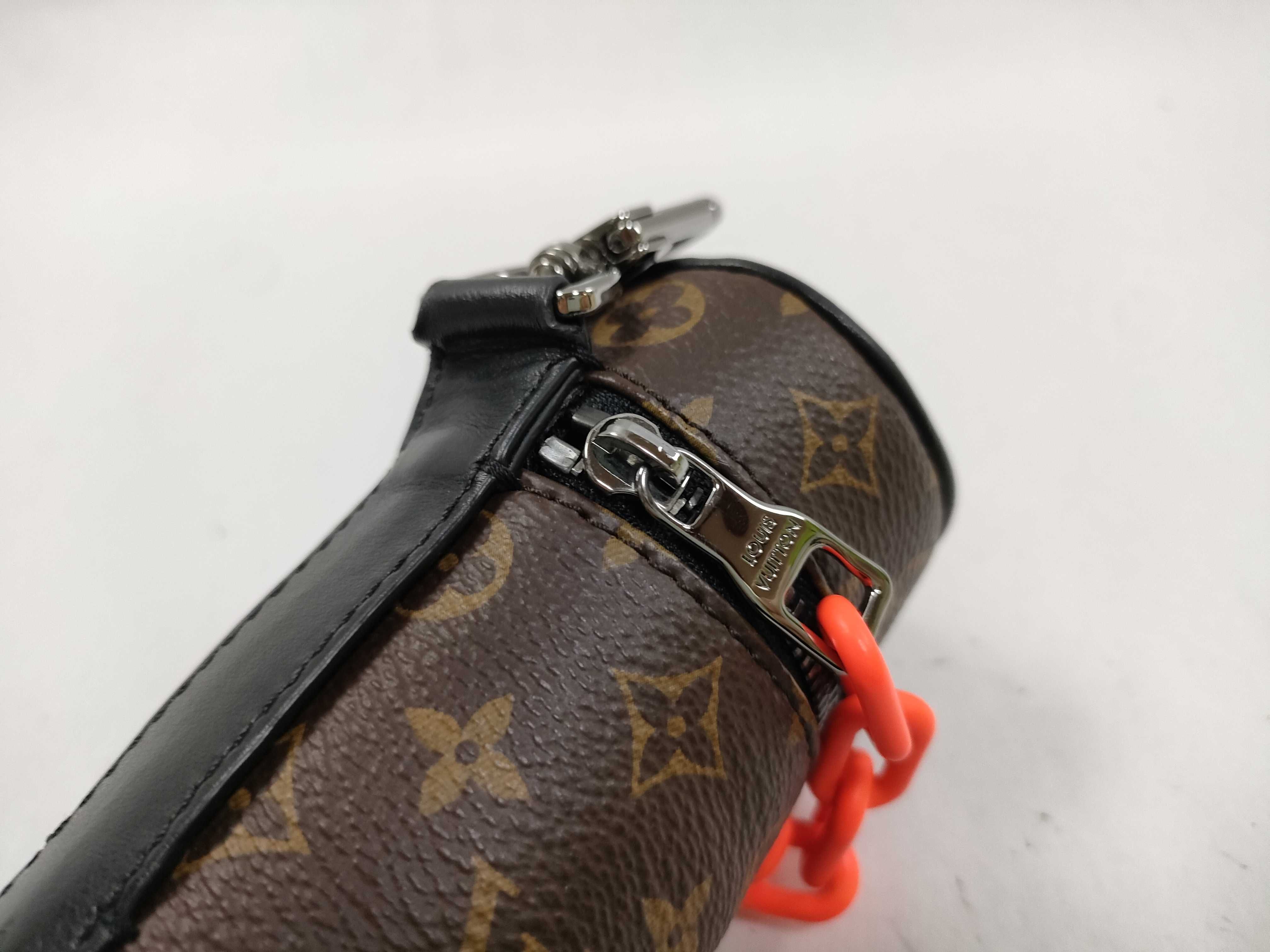 Monogram Pouch Barrel M00966 Pouch — view 8
