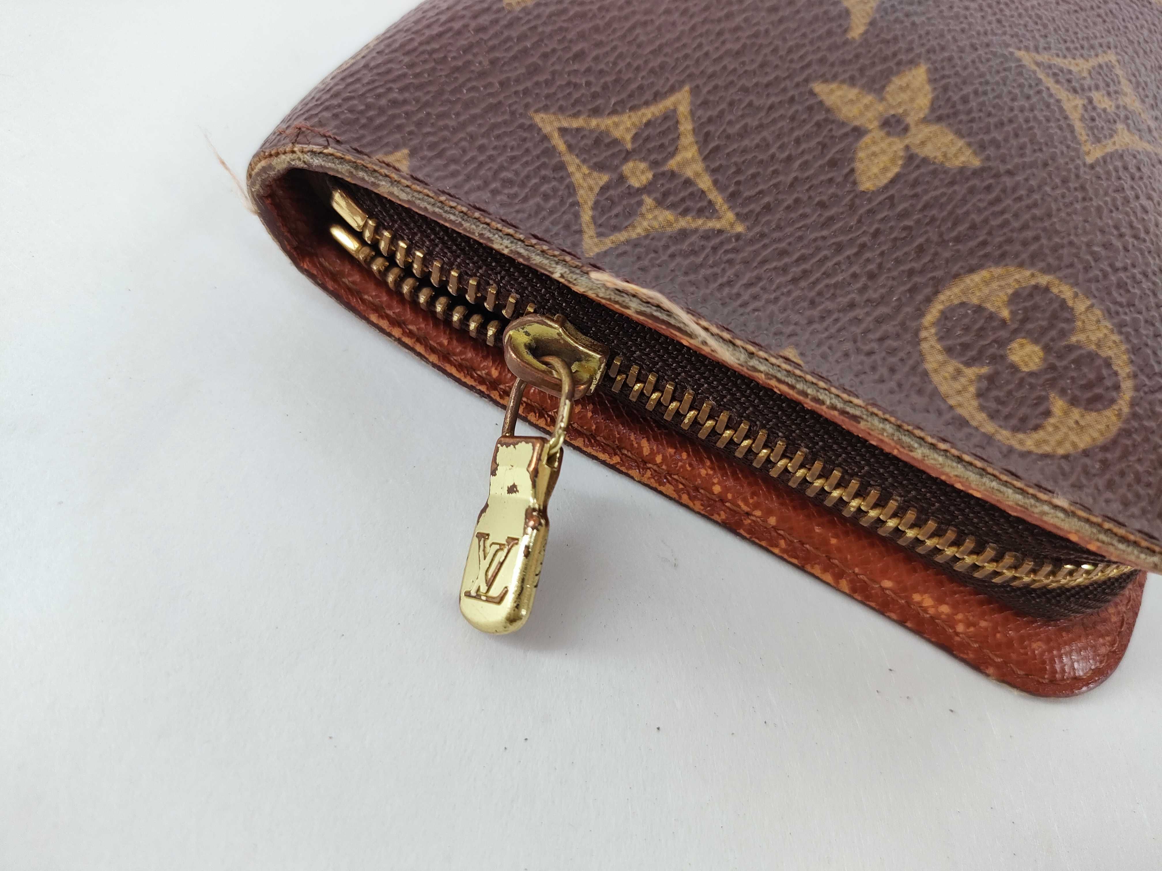 Monogram Louis Vuitton Portemonnaie Zip Wallet — view 8