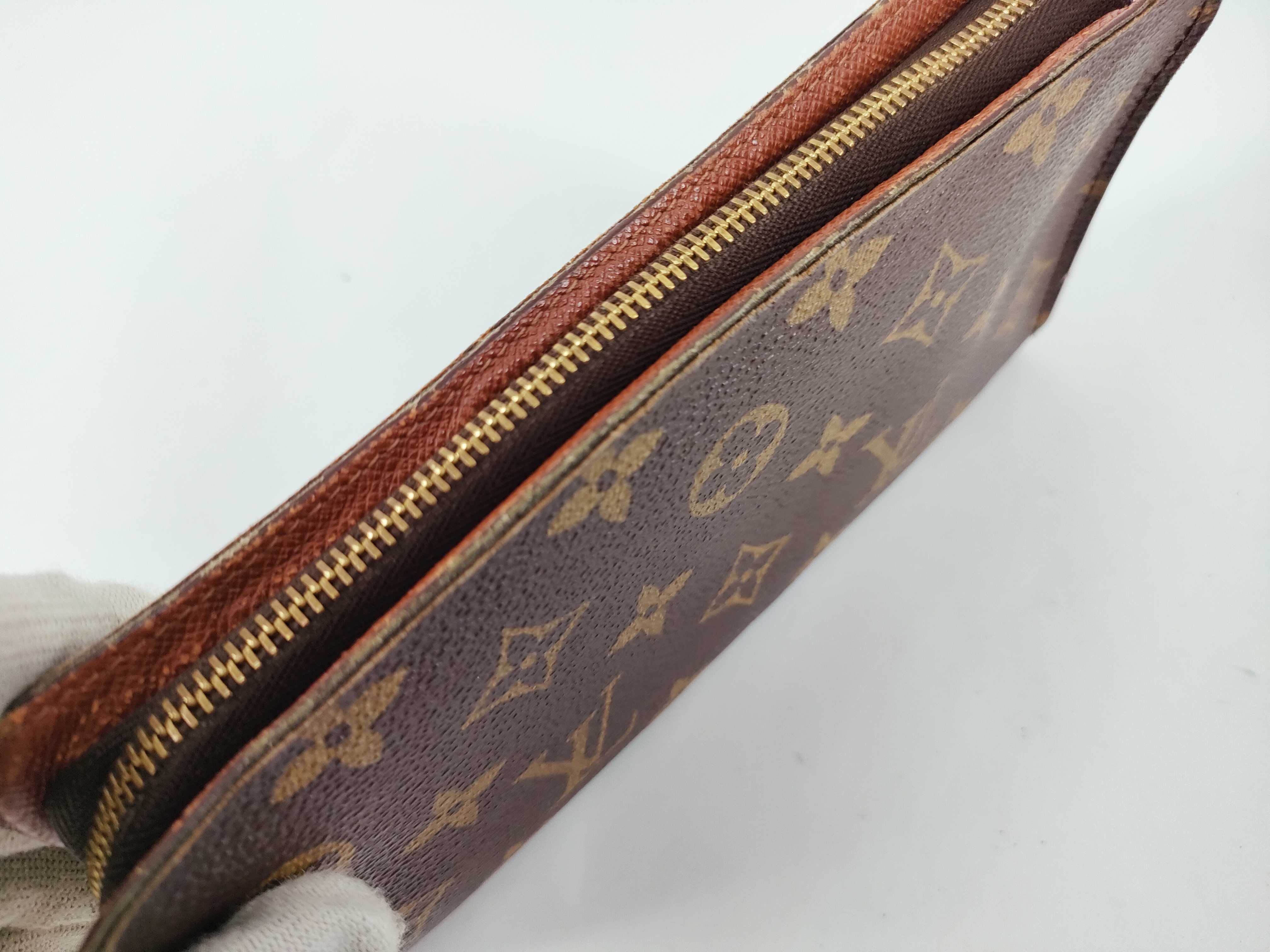 Monogram Louis Vuitton Portemonnaie Zip Wallet — view 9