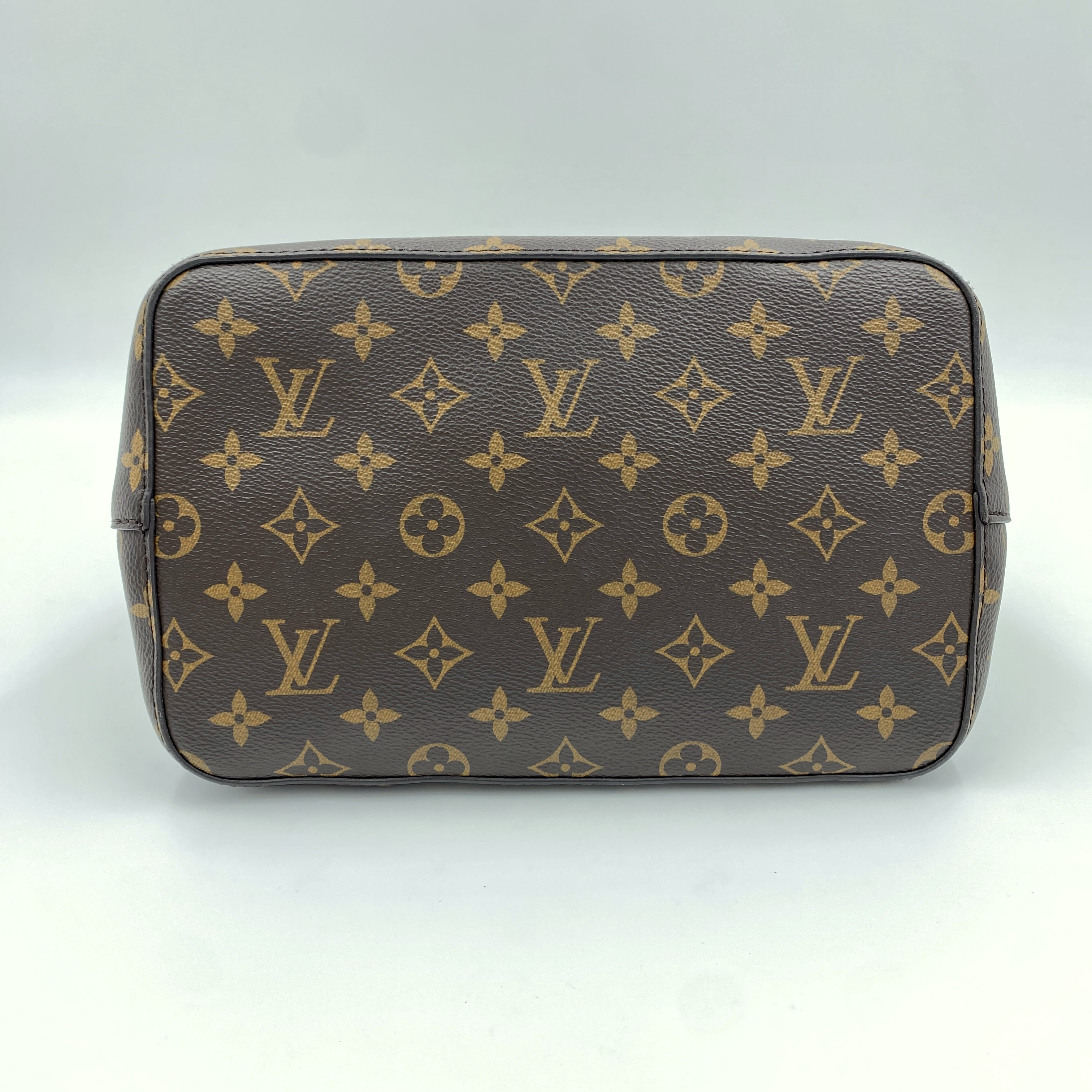 Monogram NeoNoe Shoulder Bag M44020 Shoulder Bag — view 4