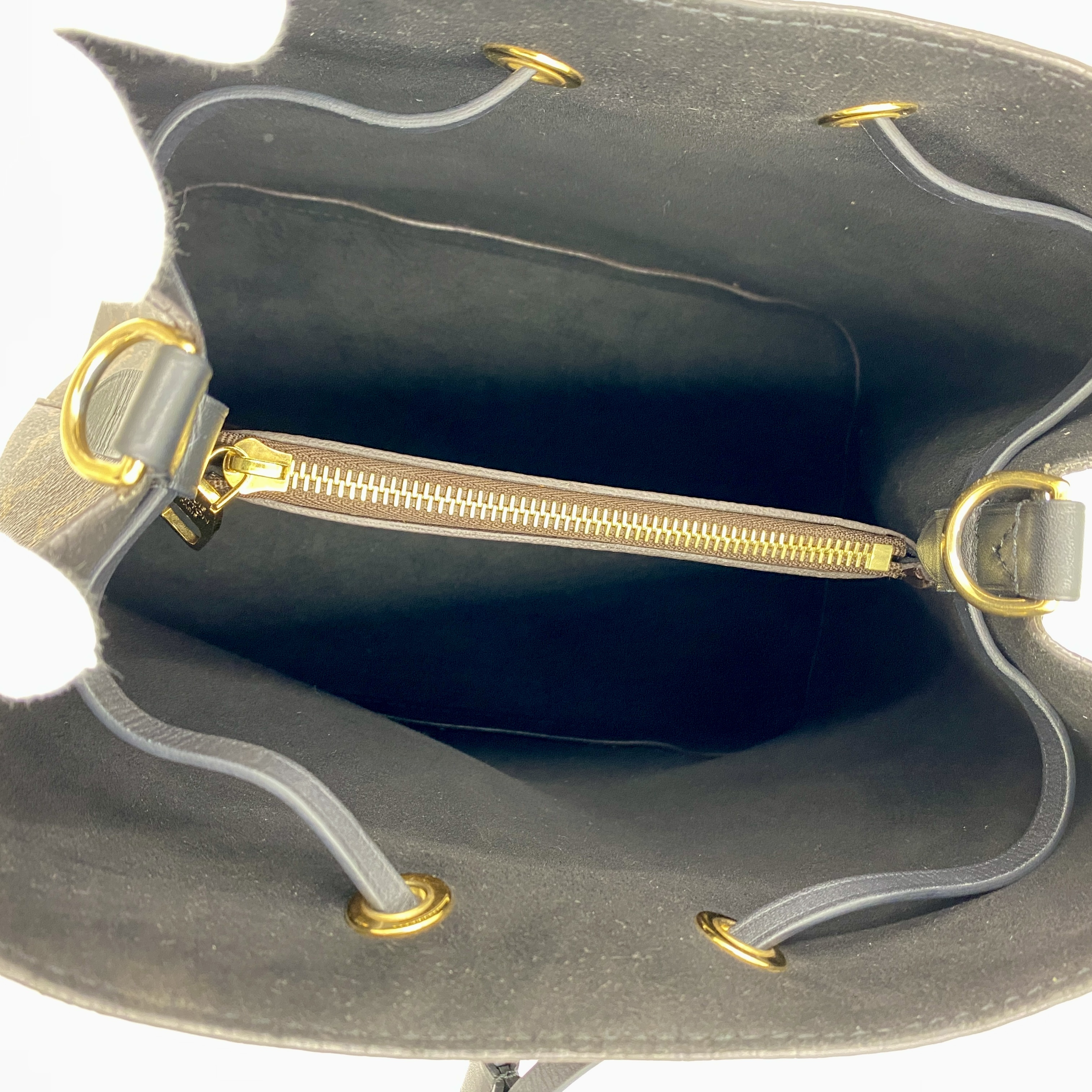 Monogram NeoNoe Shoulder Bag M44020 Shoulder Bag — view 6