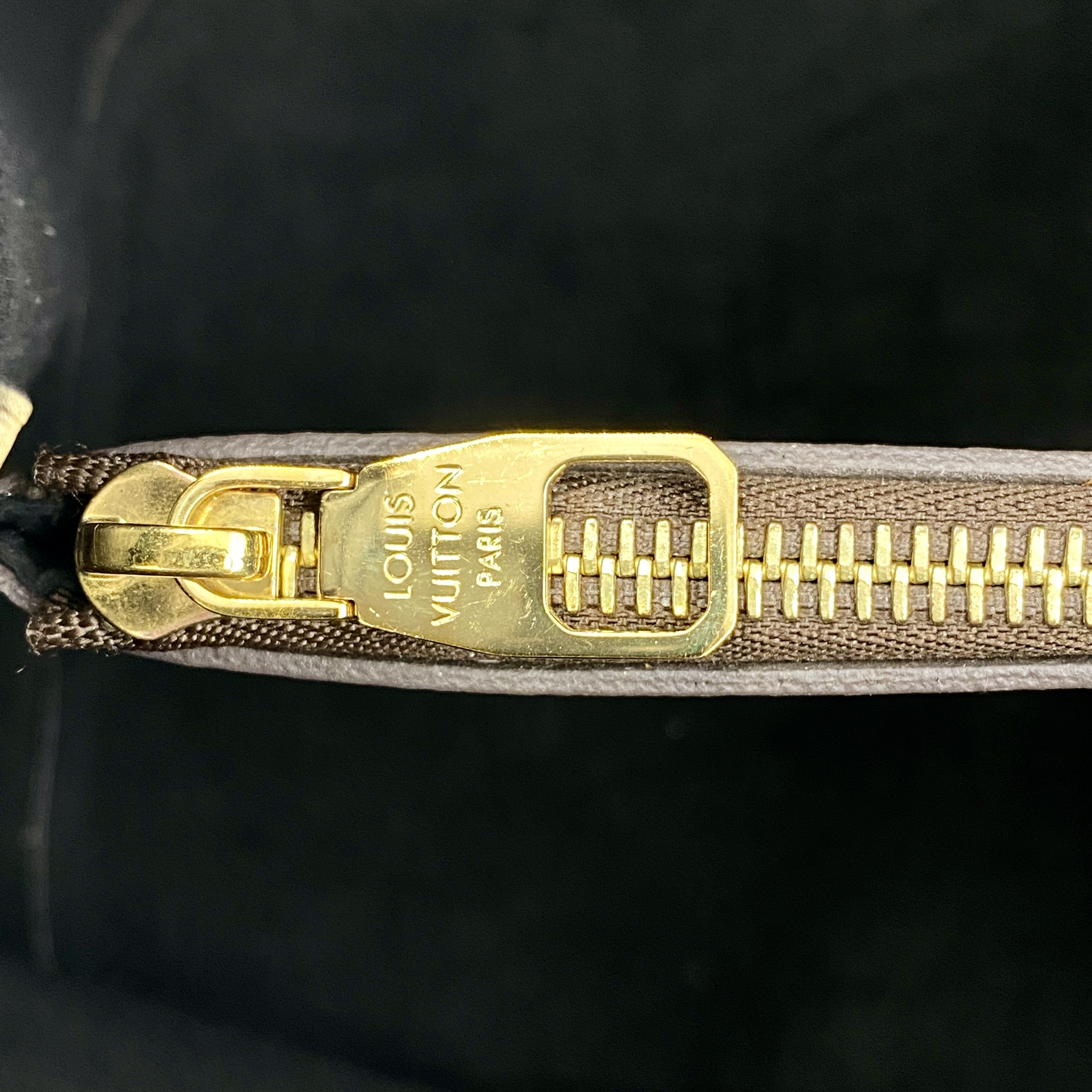 Monogram NeoNoe Shoulder Bag M44020 Shoulder Bag — view 7