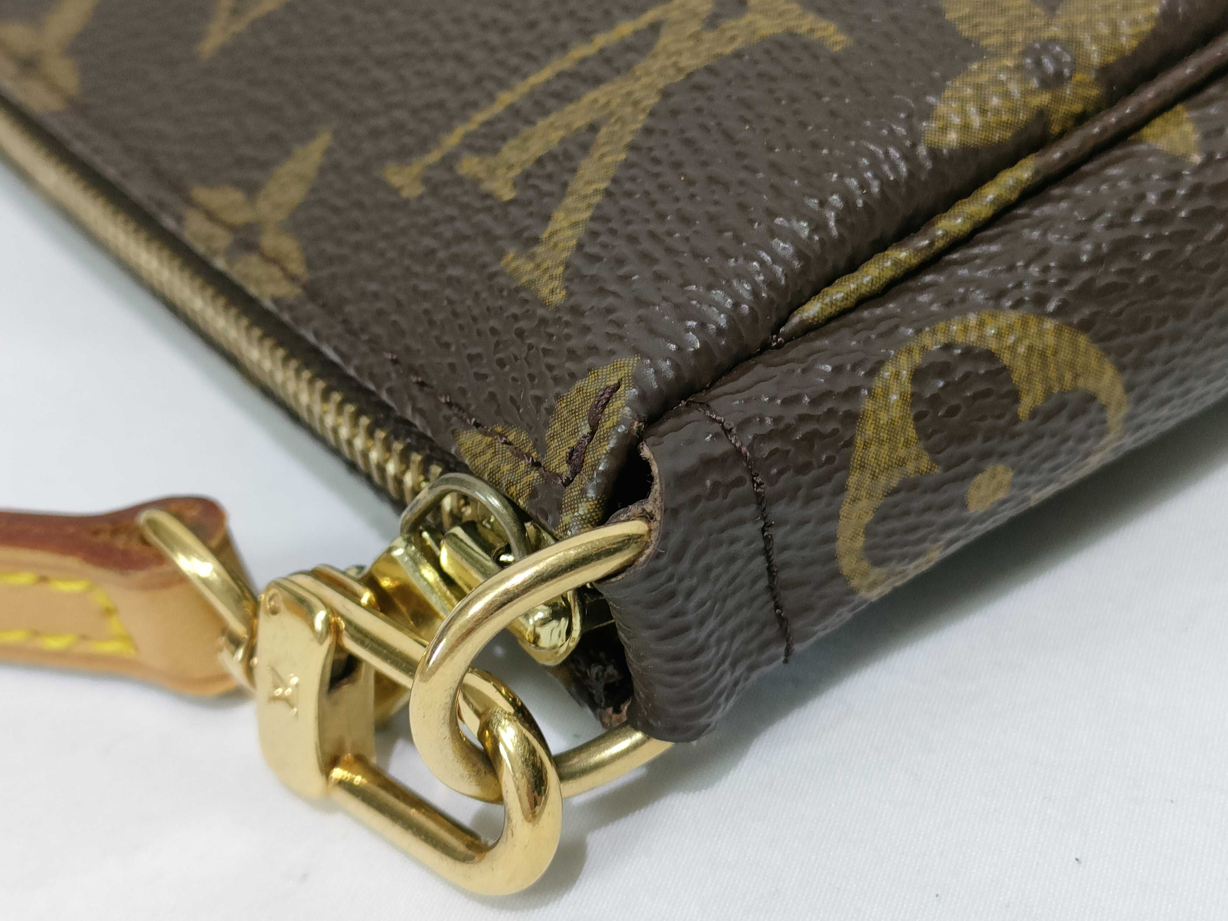 Monogram Accessoires Shoulder Bag — view 5