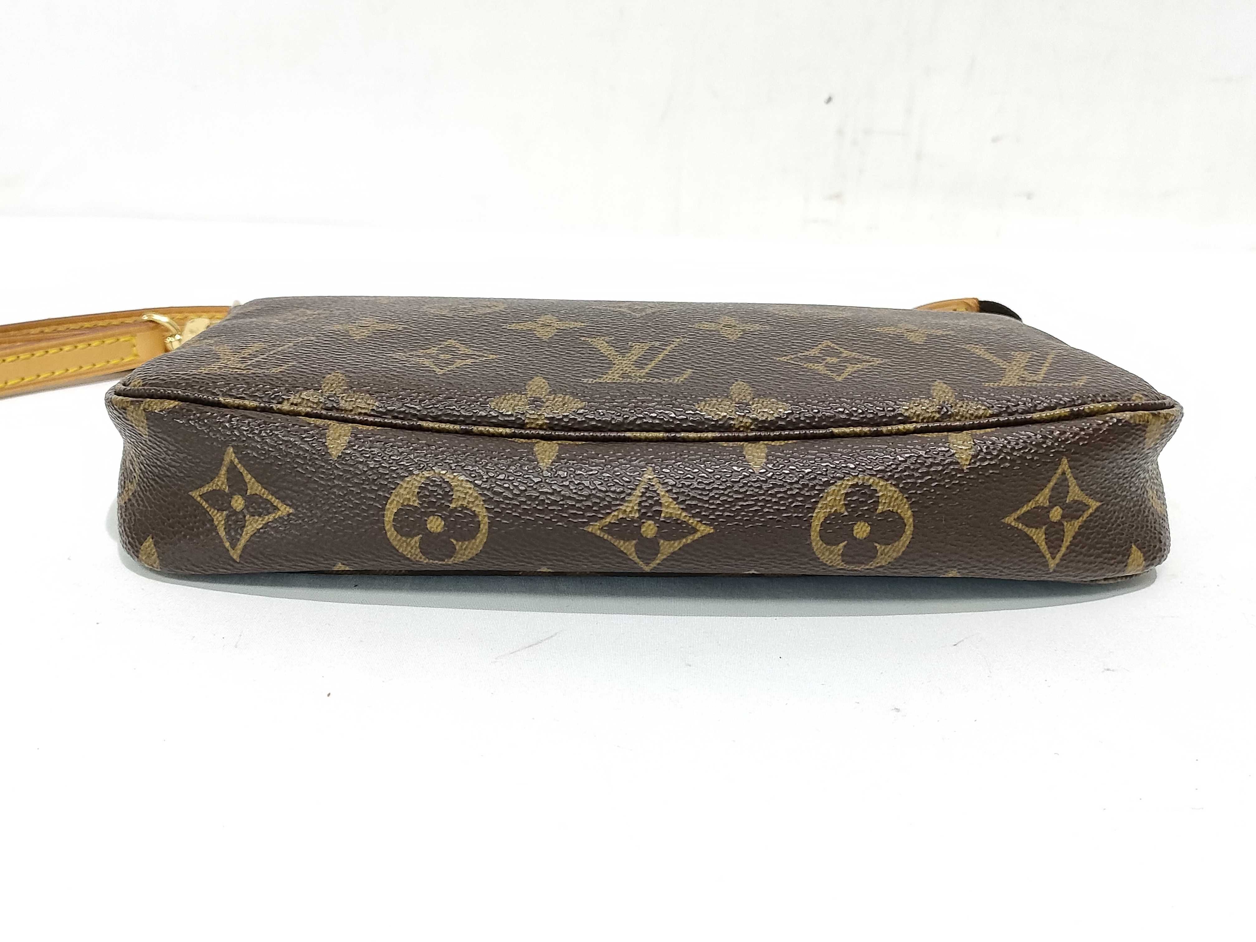 Monogram Accessoires Shoulder Bag — view 7