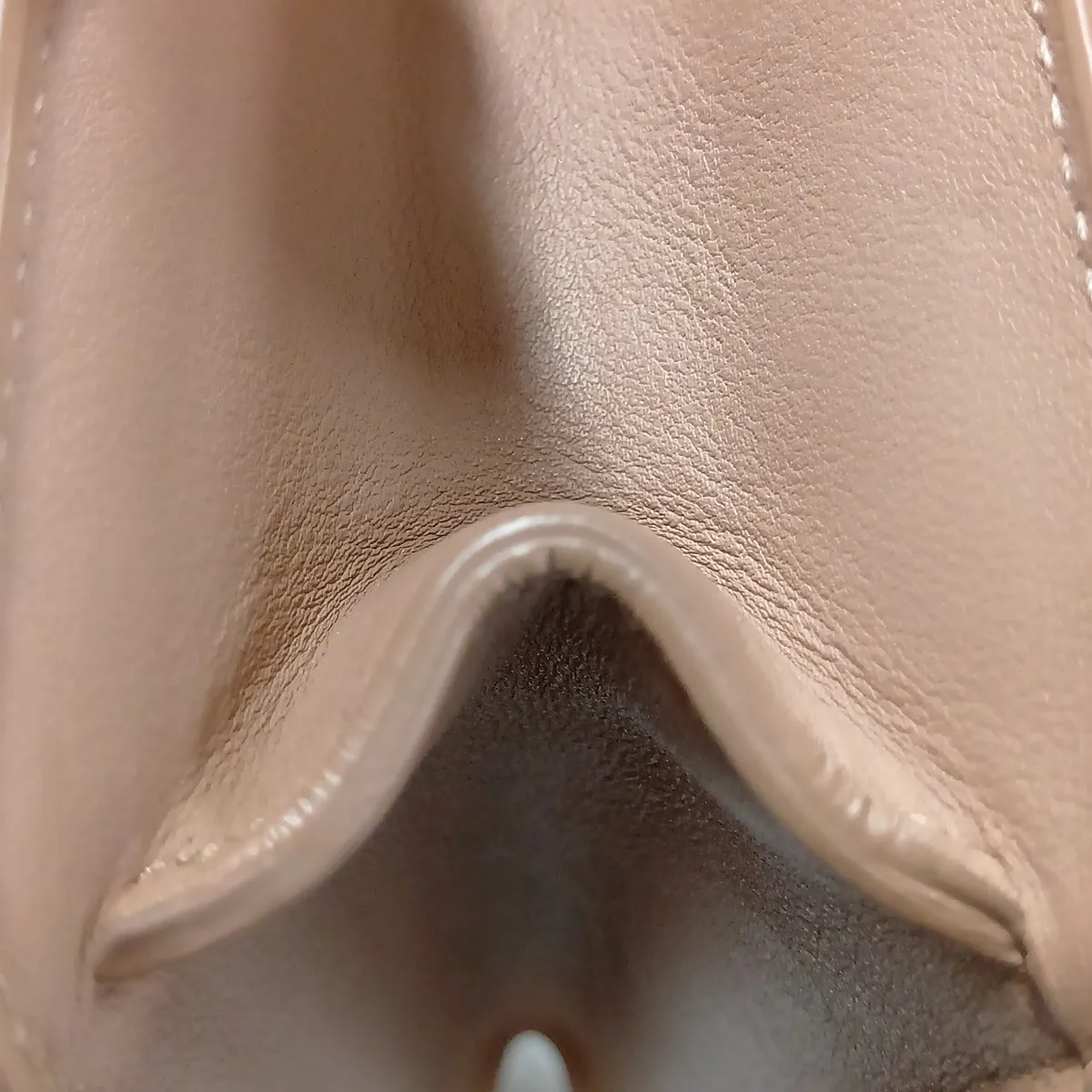 30 Montaigne Leather Shoulder Bag, Pink — view 12