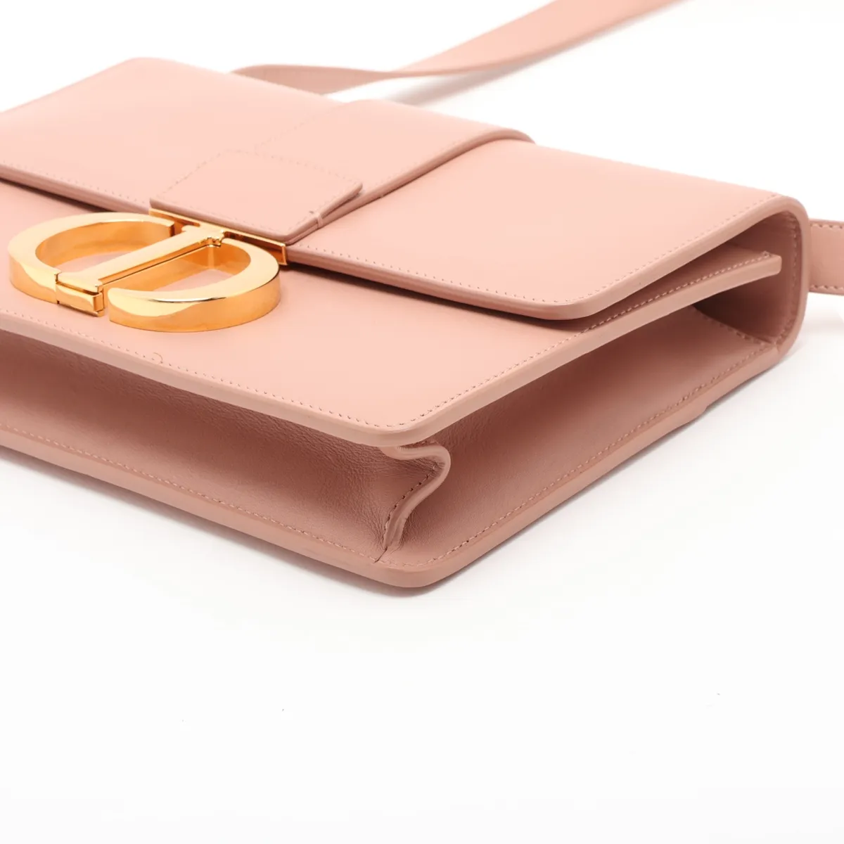 30 Montaigne Leather Shoulder Bag, Pink — view 3