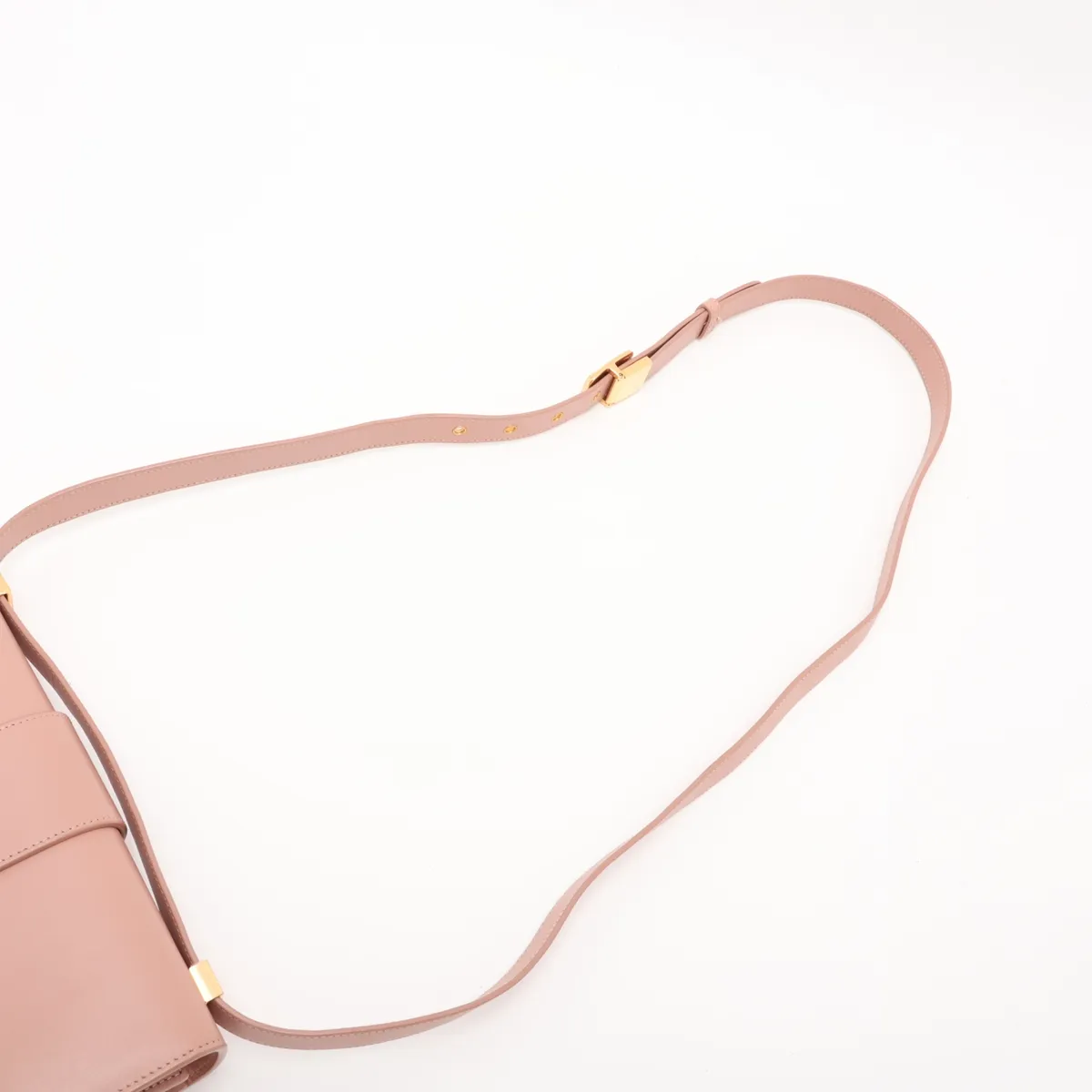 30 Montaigne Leather Shoulder Bag, Pink — view 5